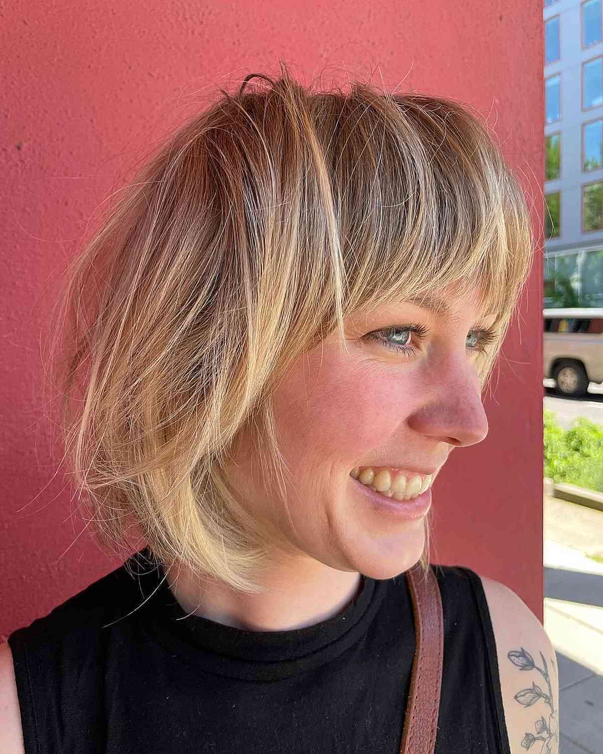 Chic Messy Neck-Length Bob with Fringes