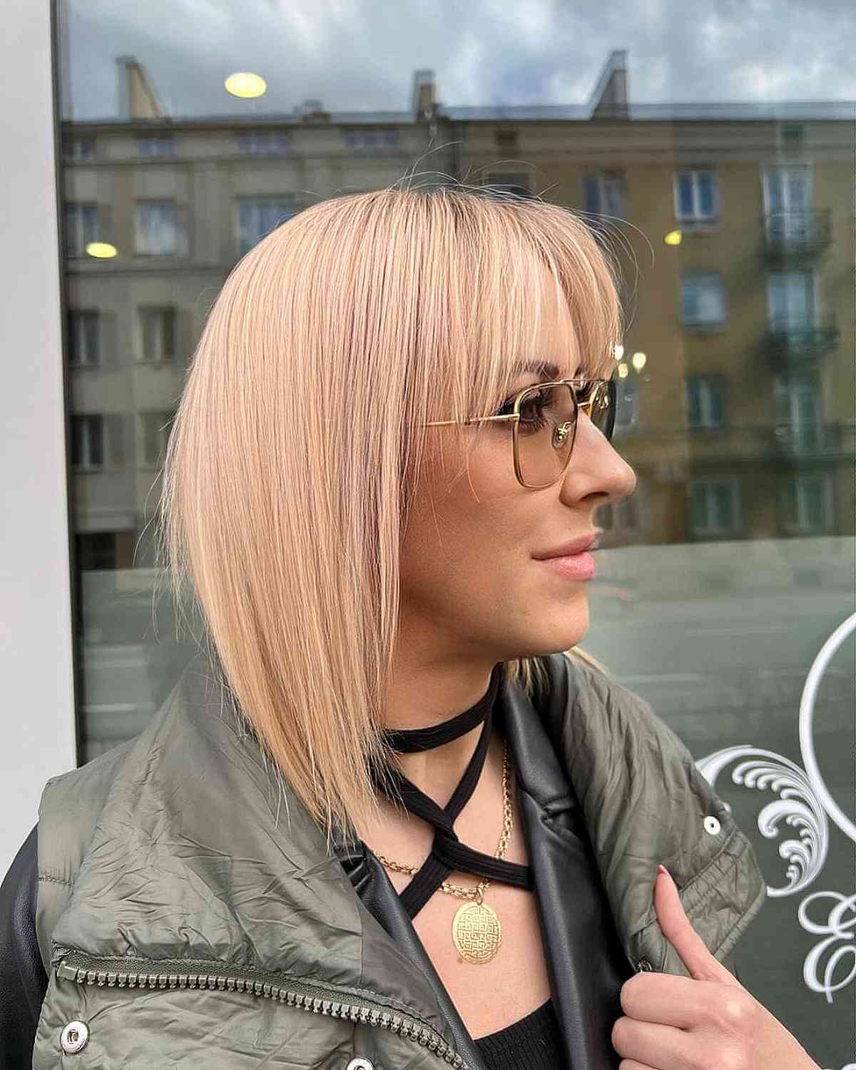 Chic Neck-Length Round Bob with Bangs for Thinning Hair