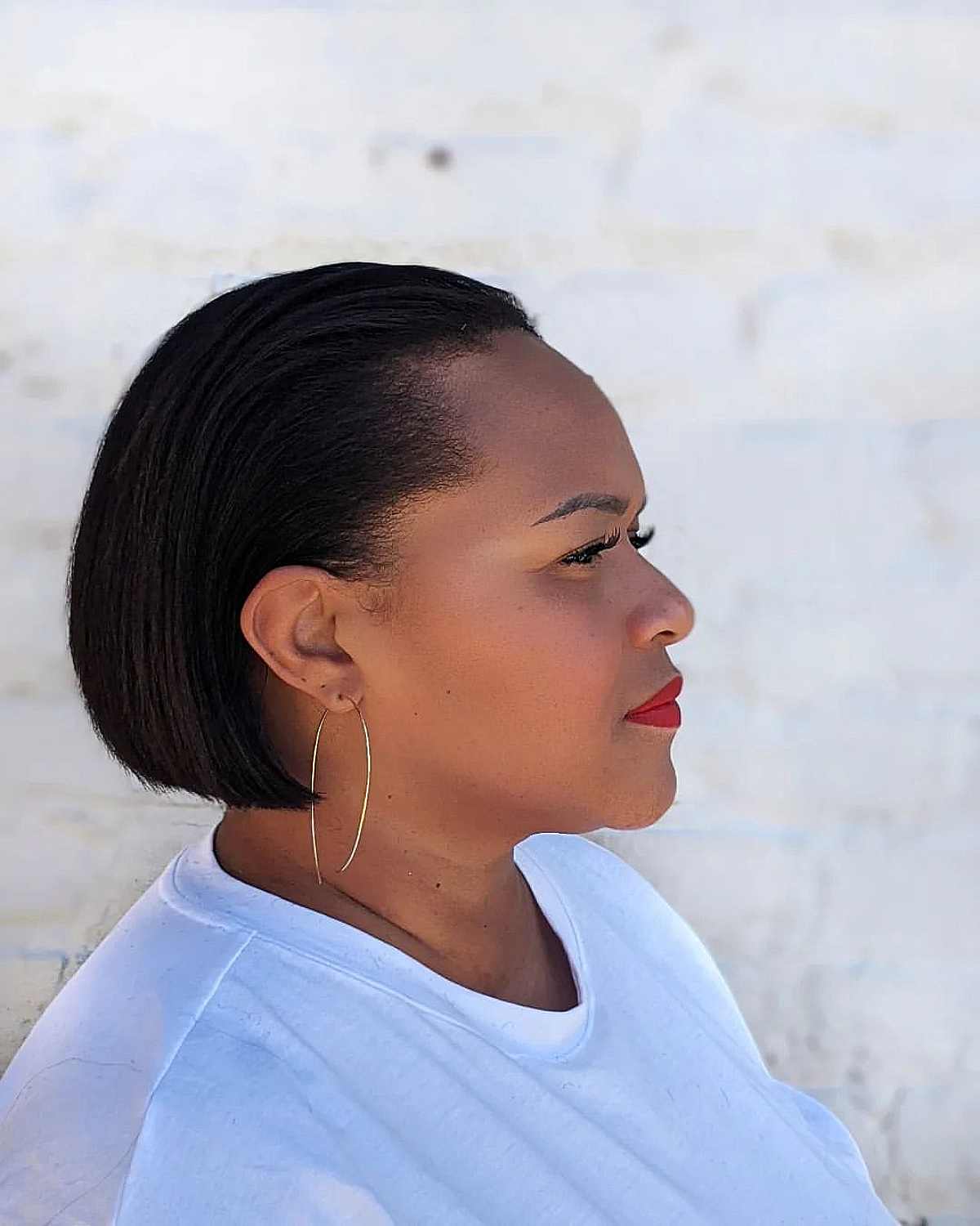 Jaw-Length Chic Relaxed Bob for Black Women