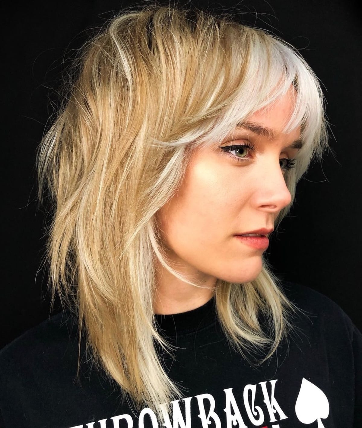 Chic Shaggy Layered Hairstyle