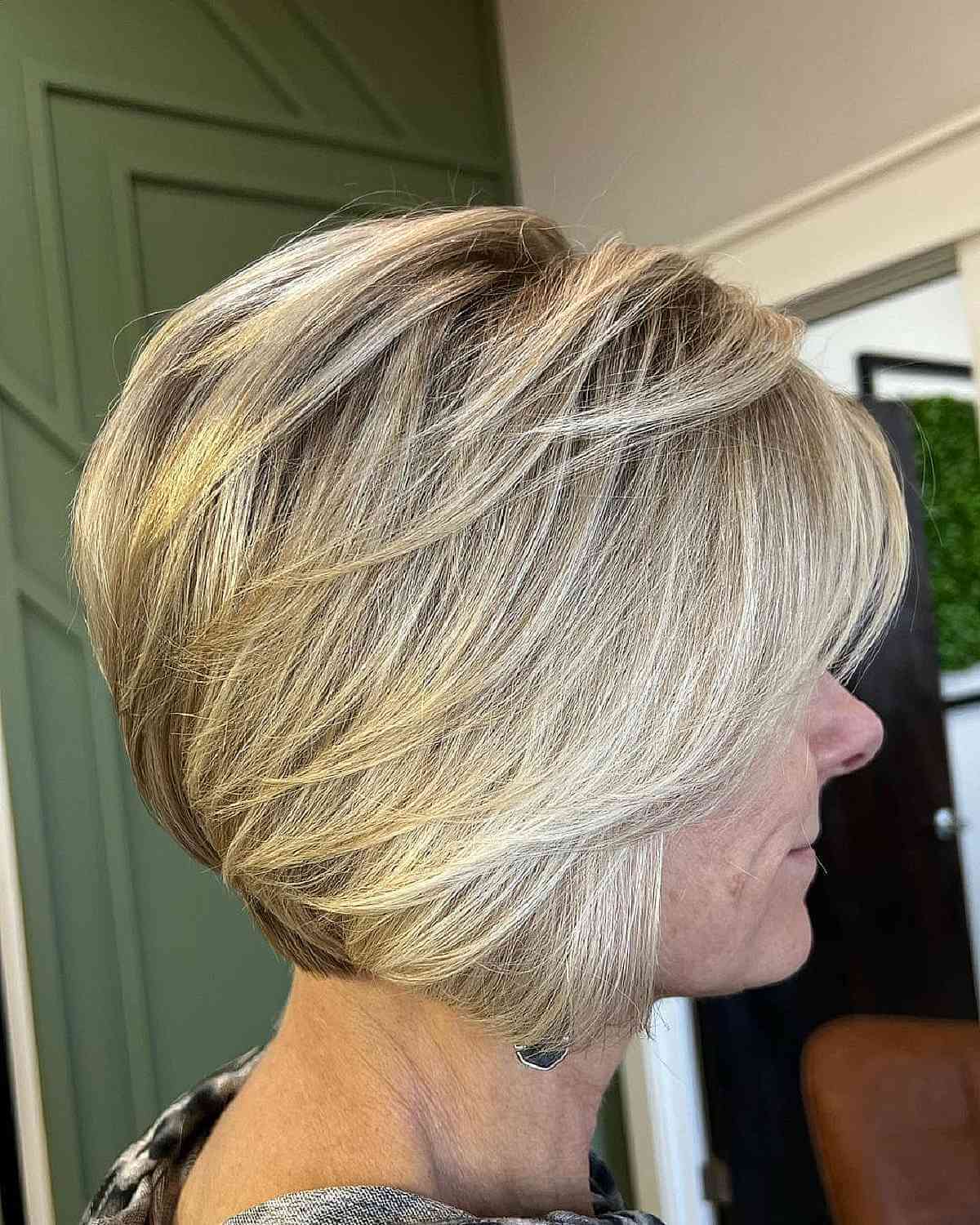 Chic Short Feathered Layers for Mature Women