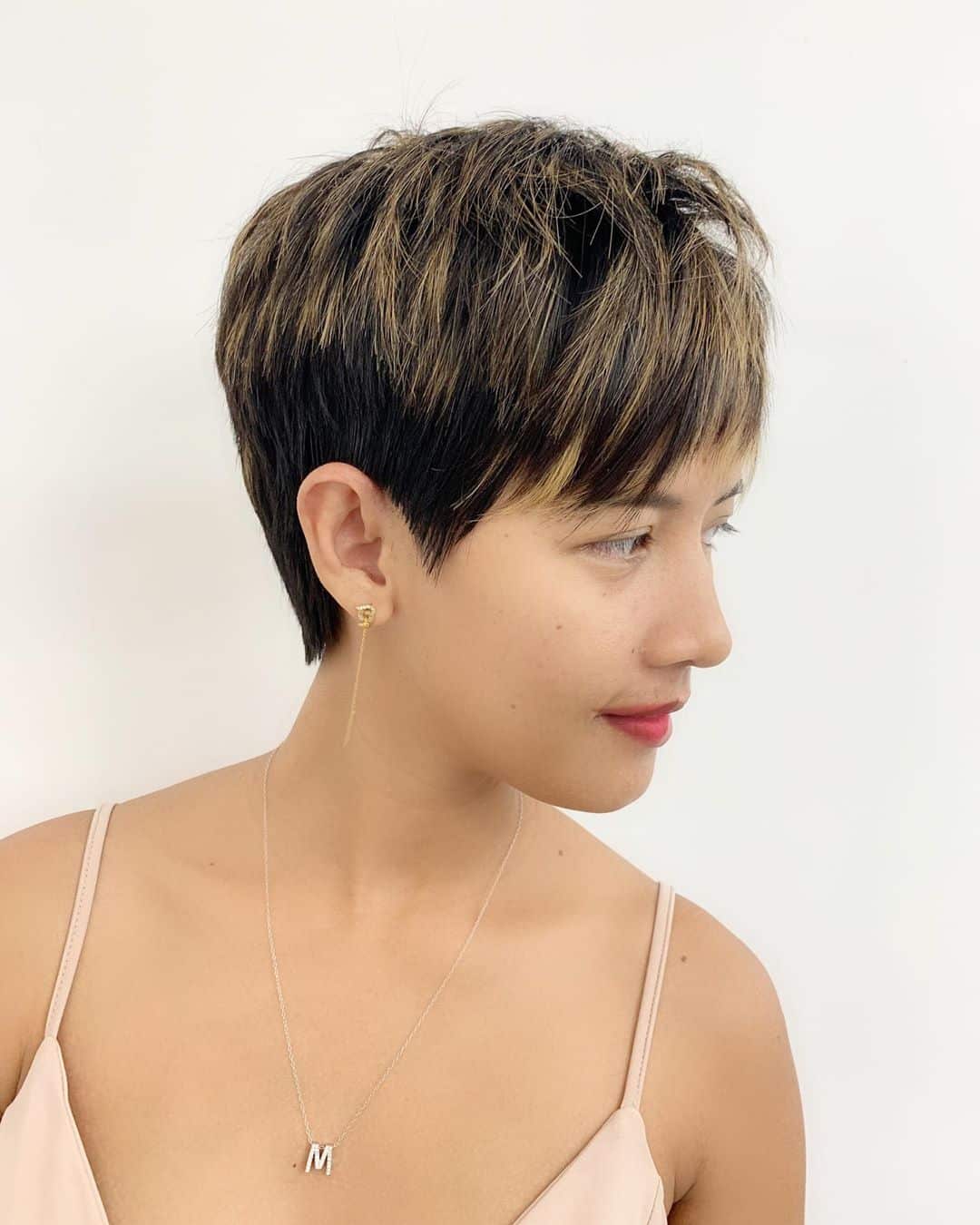 stylish short haircut for asian girl with thick hair