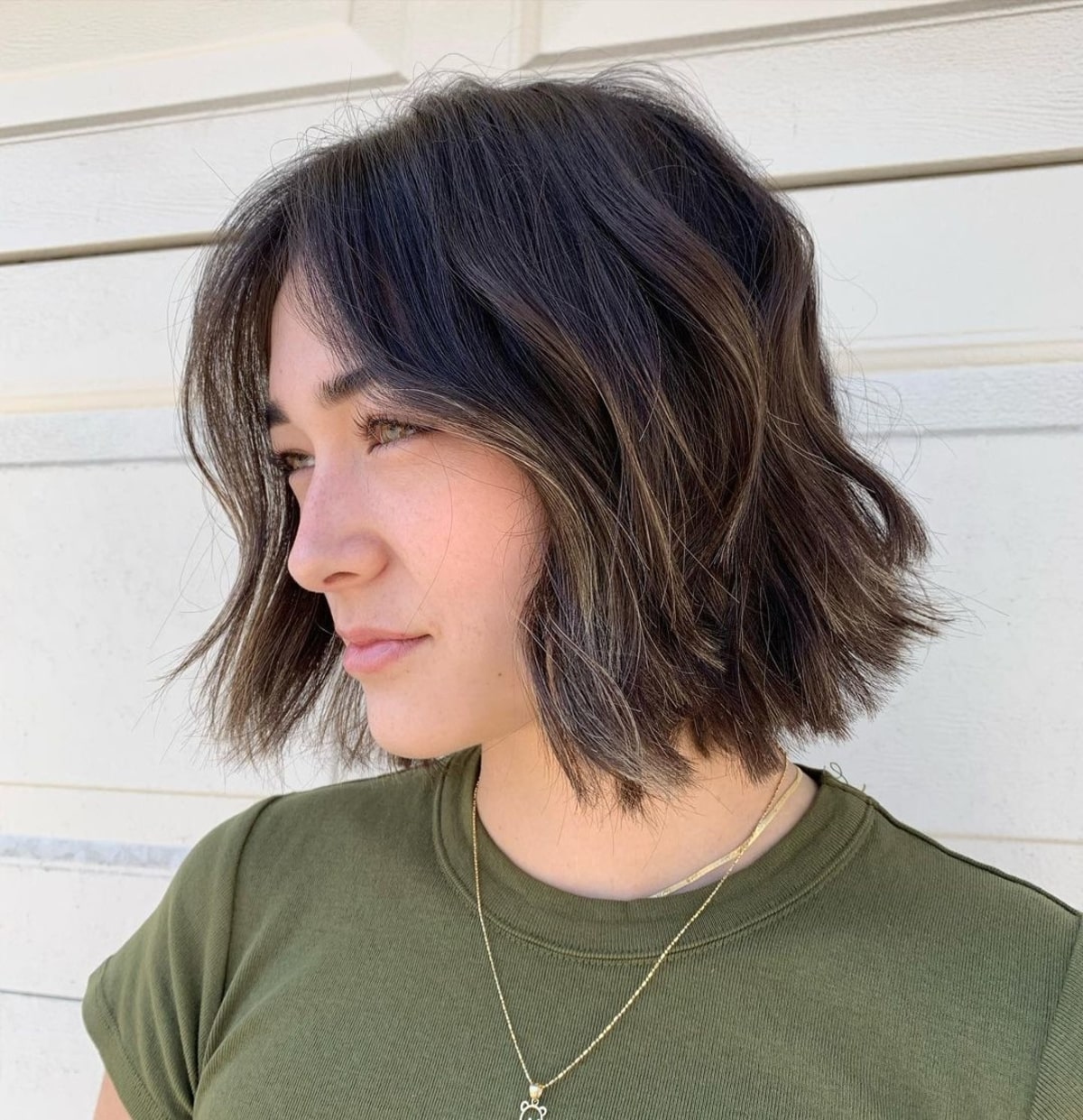 Chic short textured choppy haircut