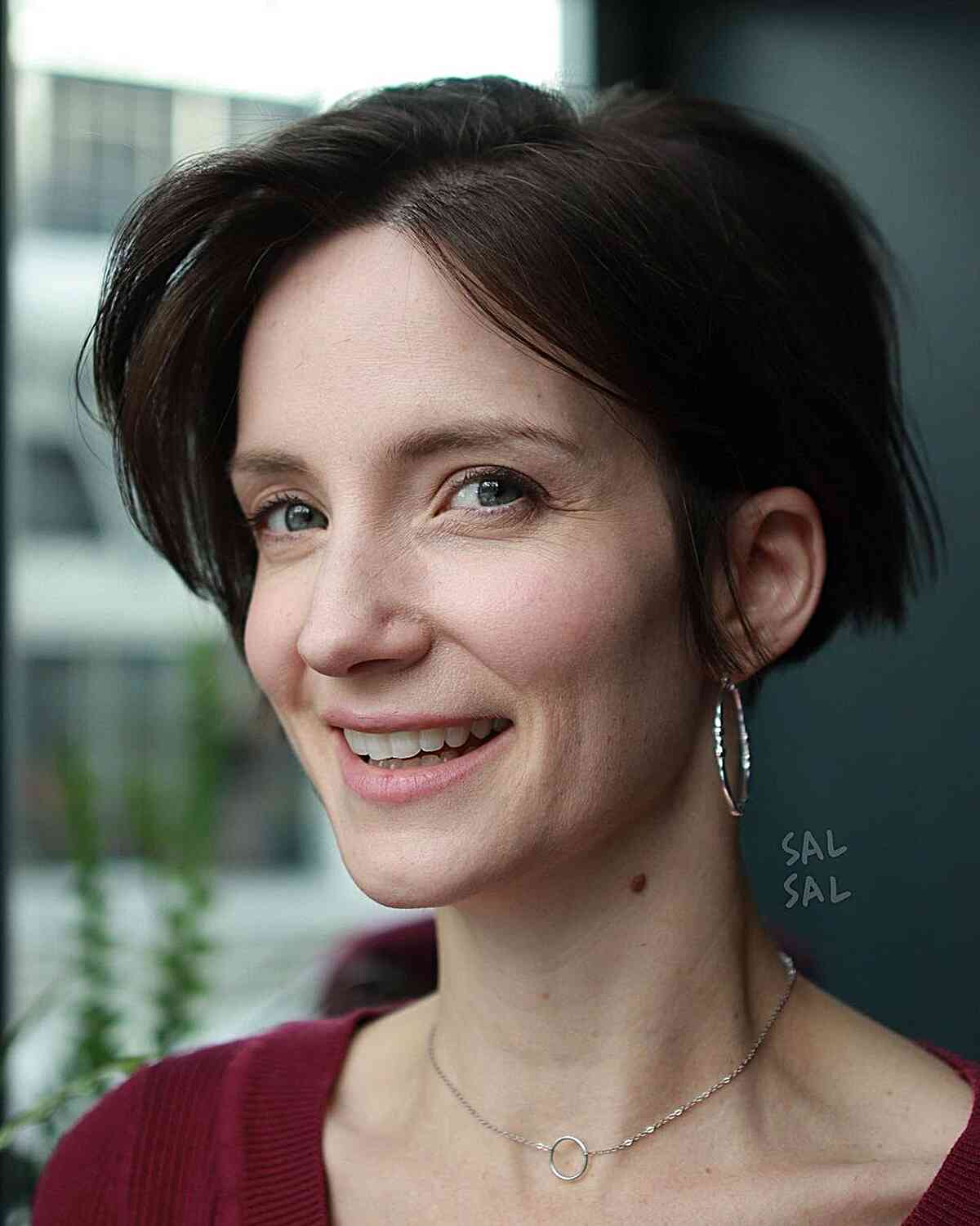 Short Ear-Length Side-Parted Bob with Sharp Ends
