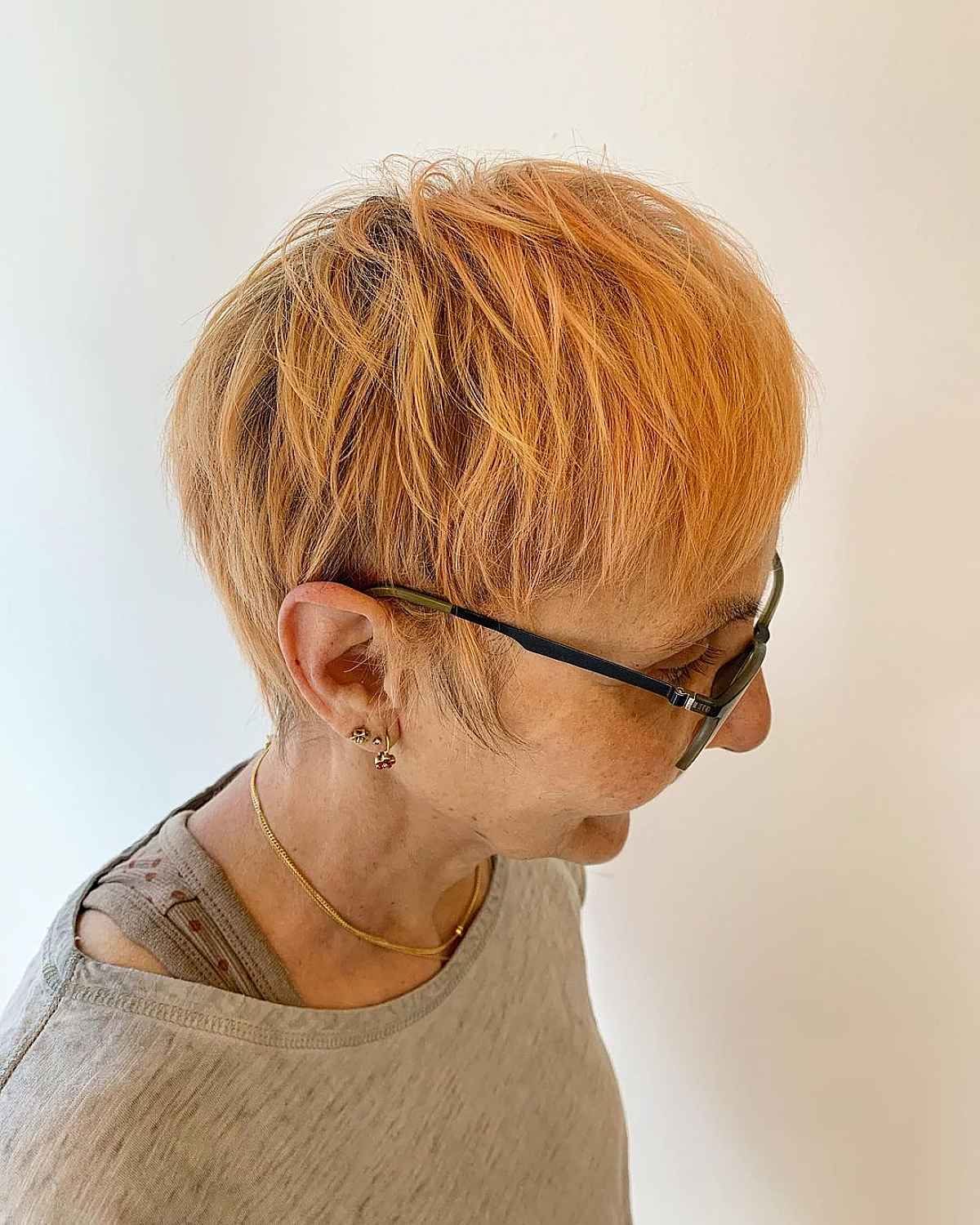 Chic Textured Pixie Hairstyle for Thick Hair