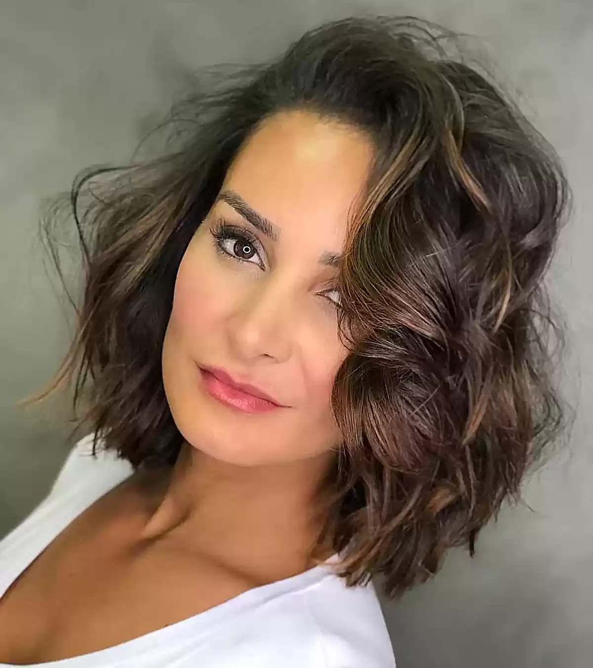 Stylish Wavy Long Bob for Added Volume