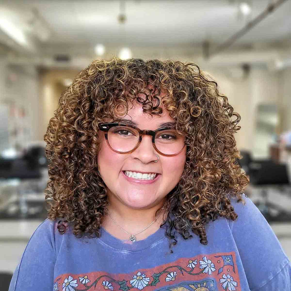 Collarbone-Length Bronde Waves with Bangs