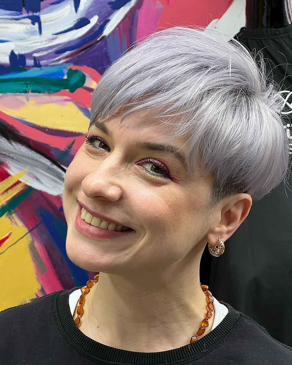 Cropped Hairstyle with Tapered Sides and Nape