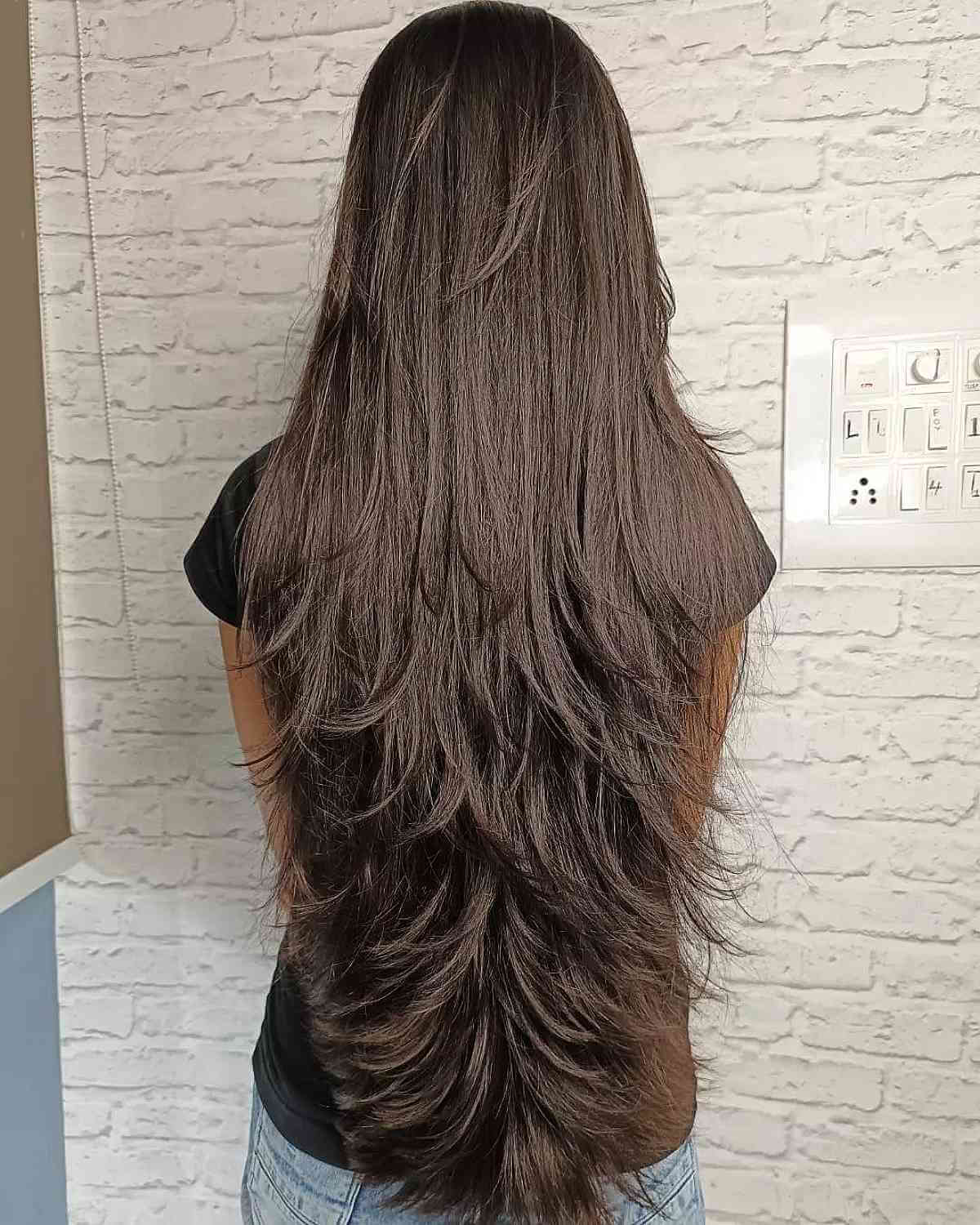Delicate Layers for Luxuriously Long Thick Hair