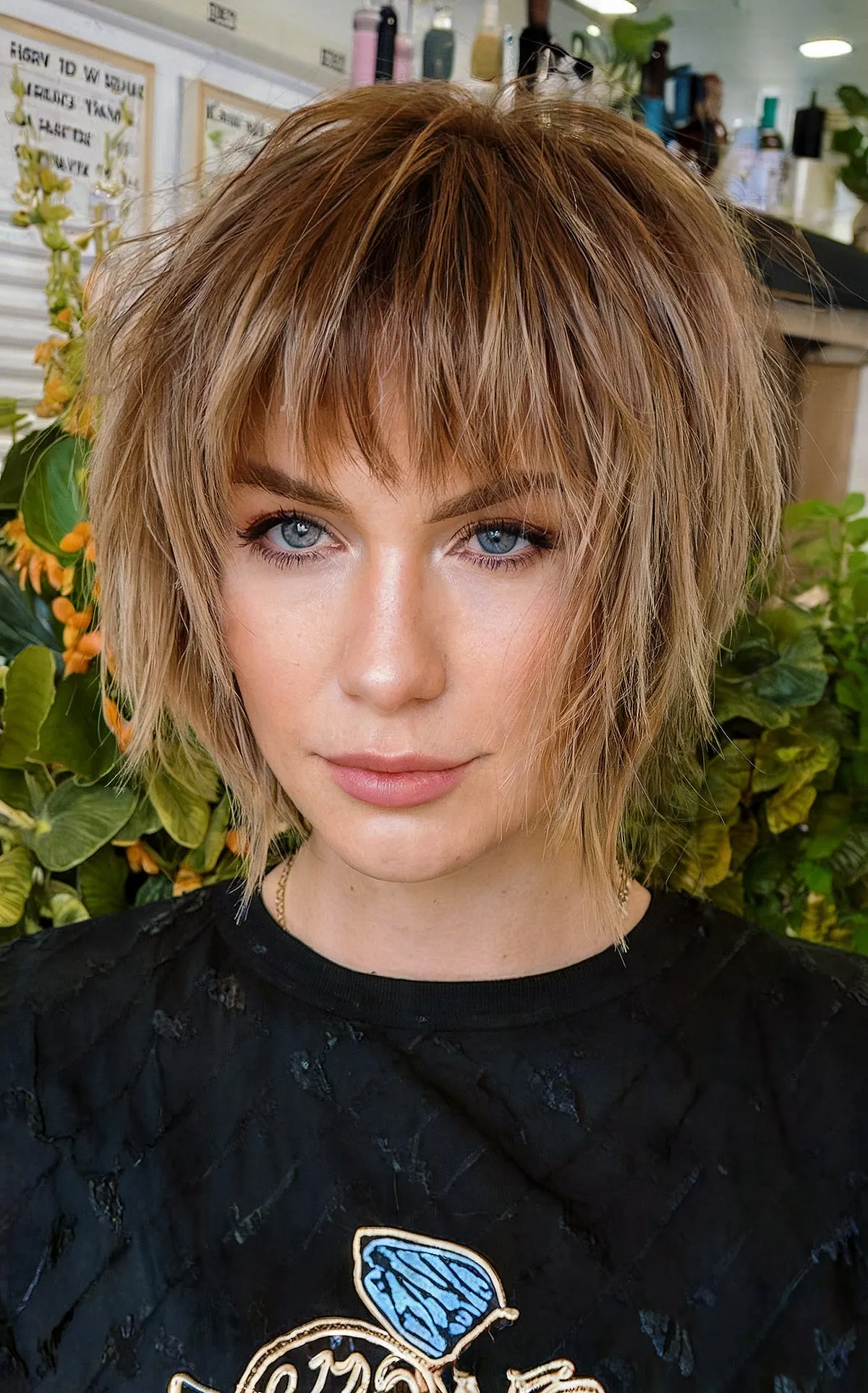 Dynamic Layered Bob with Textured Fringe