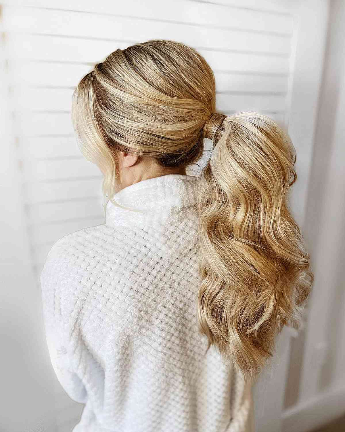 Charming Effortless Blonde Ponytail