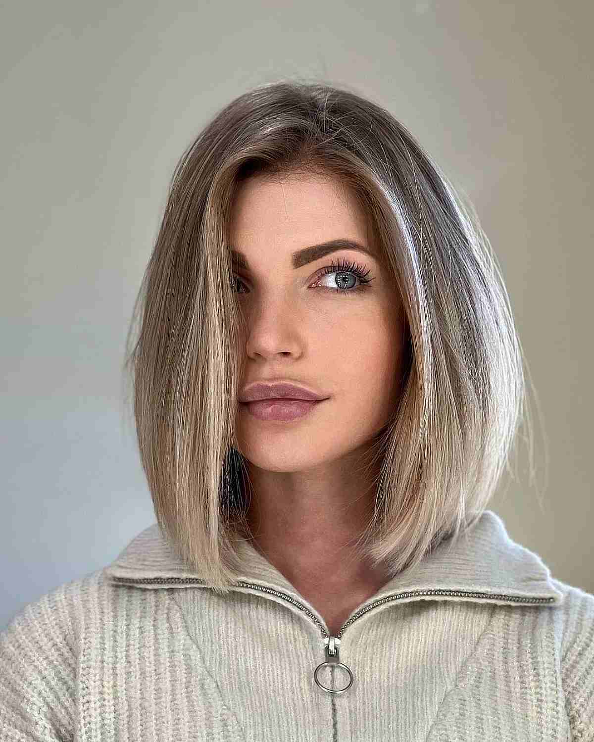 Effortless Round Bob Hairstyle for Fine-Haired Women