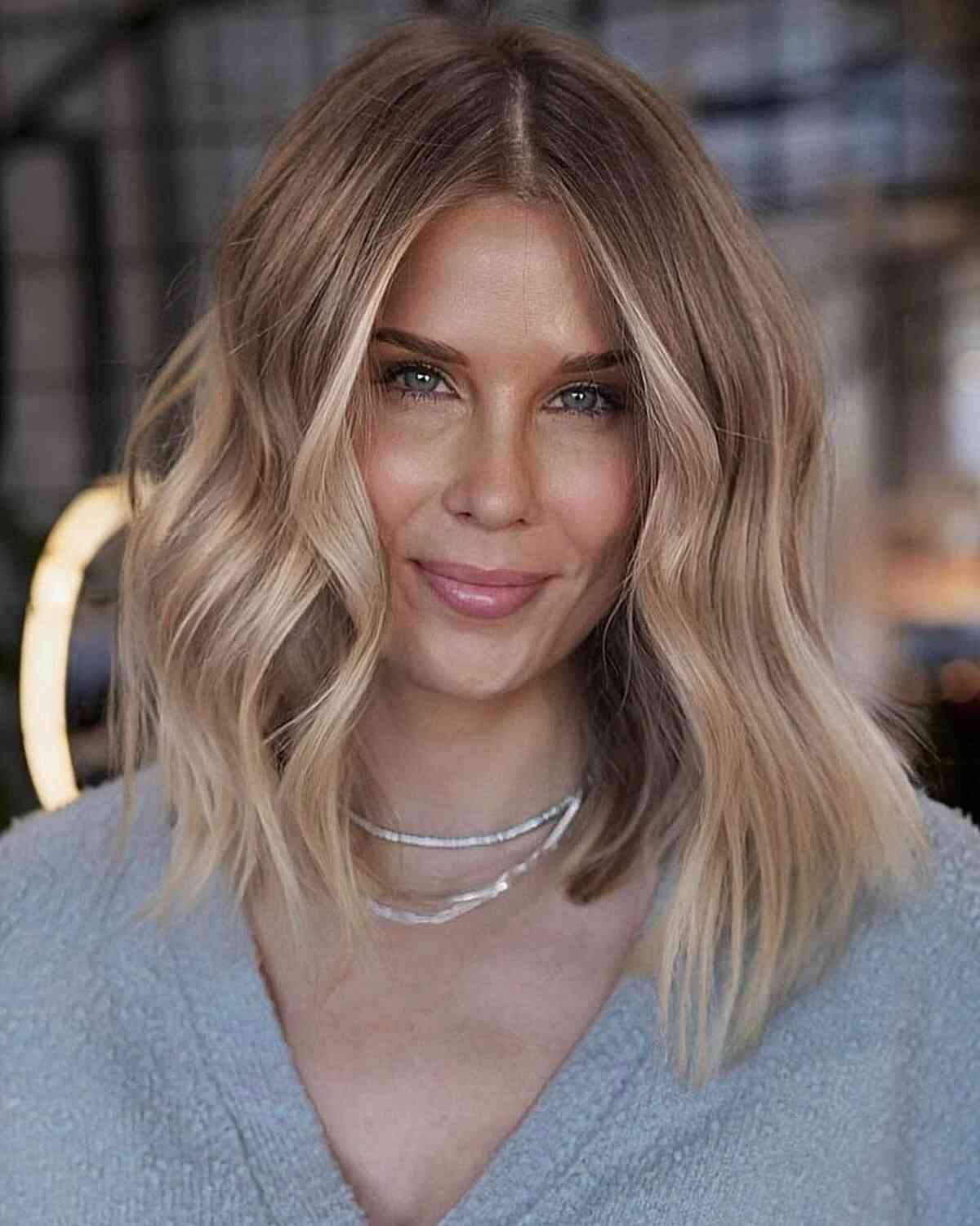 Effortless shoulder-length hairstyles for summer