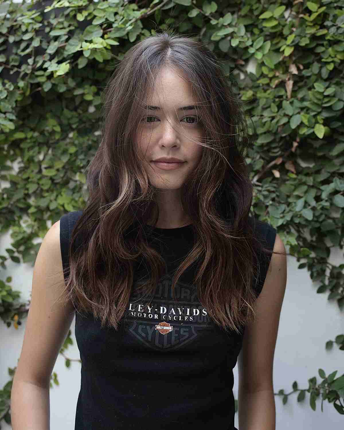 Effortlessly Layered Brunette Hair for Thick Hair