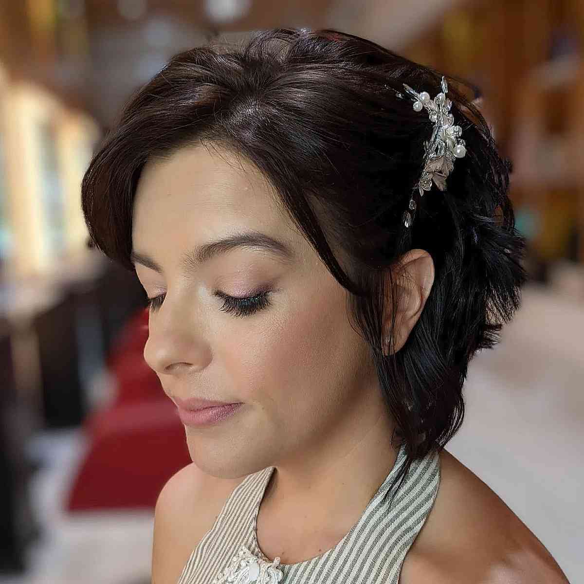 Short Elegant and Enduring Dark Brown Wedding Hair