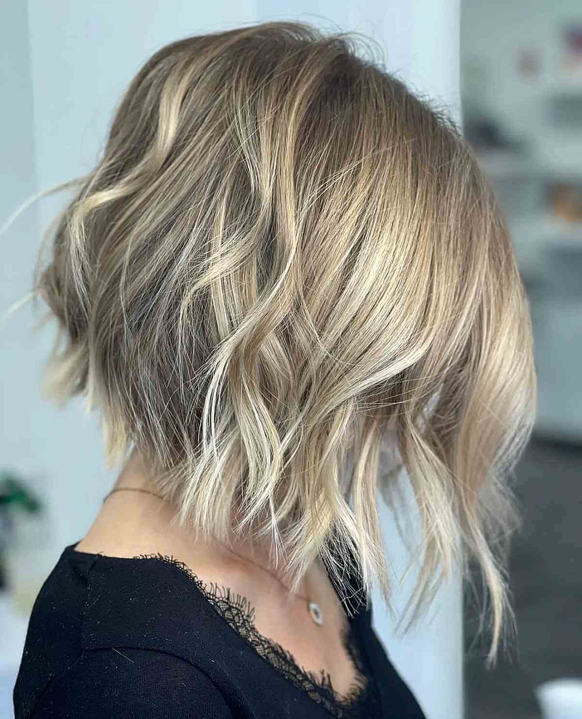 Elegant Inverted Bob with Textured Tips for Short Thick Hair
