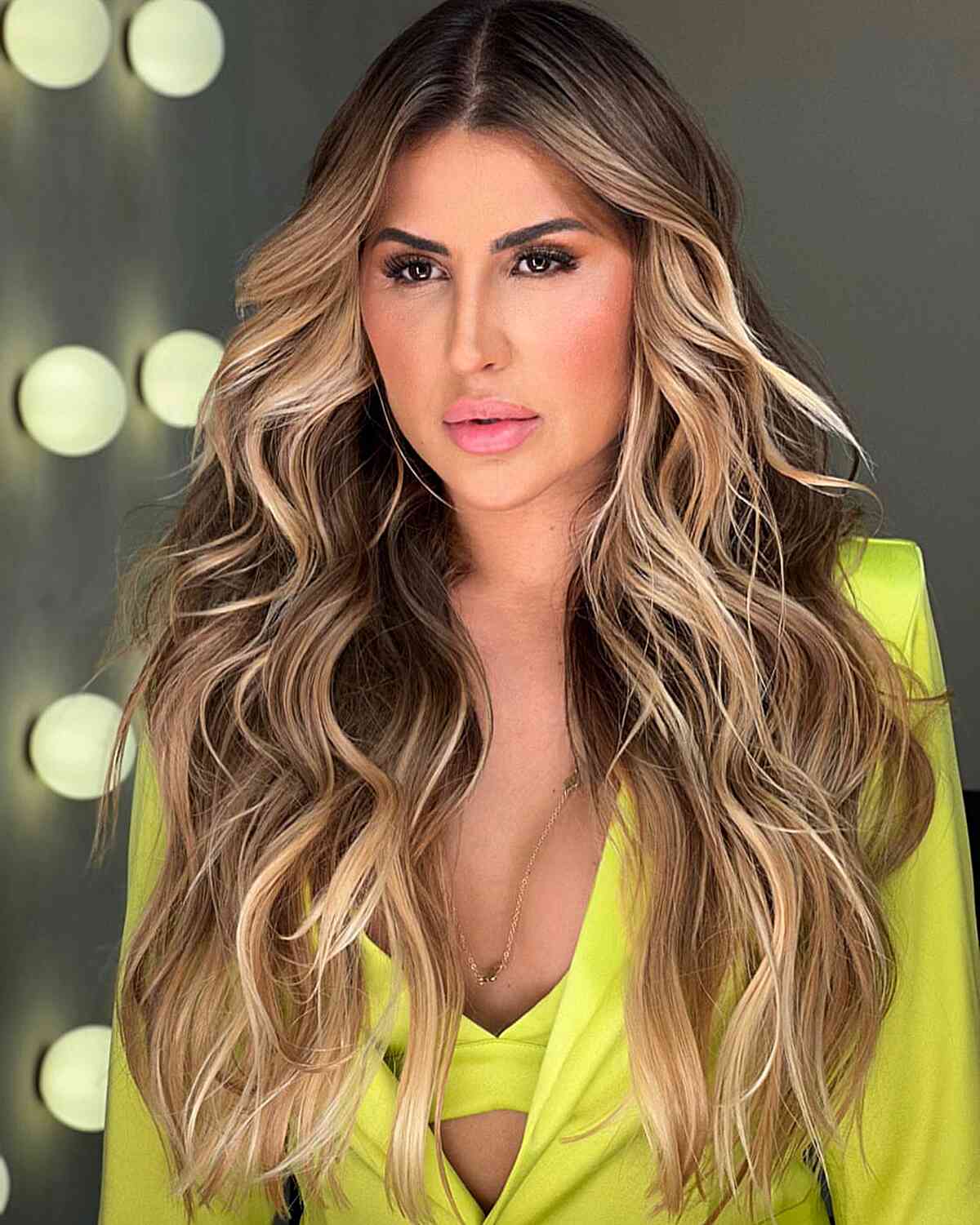 Elegant Layers with Twisted Balayage Waves