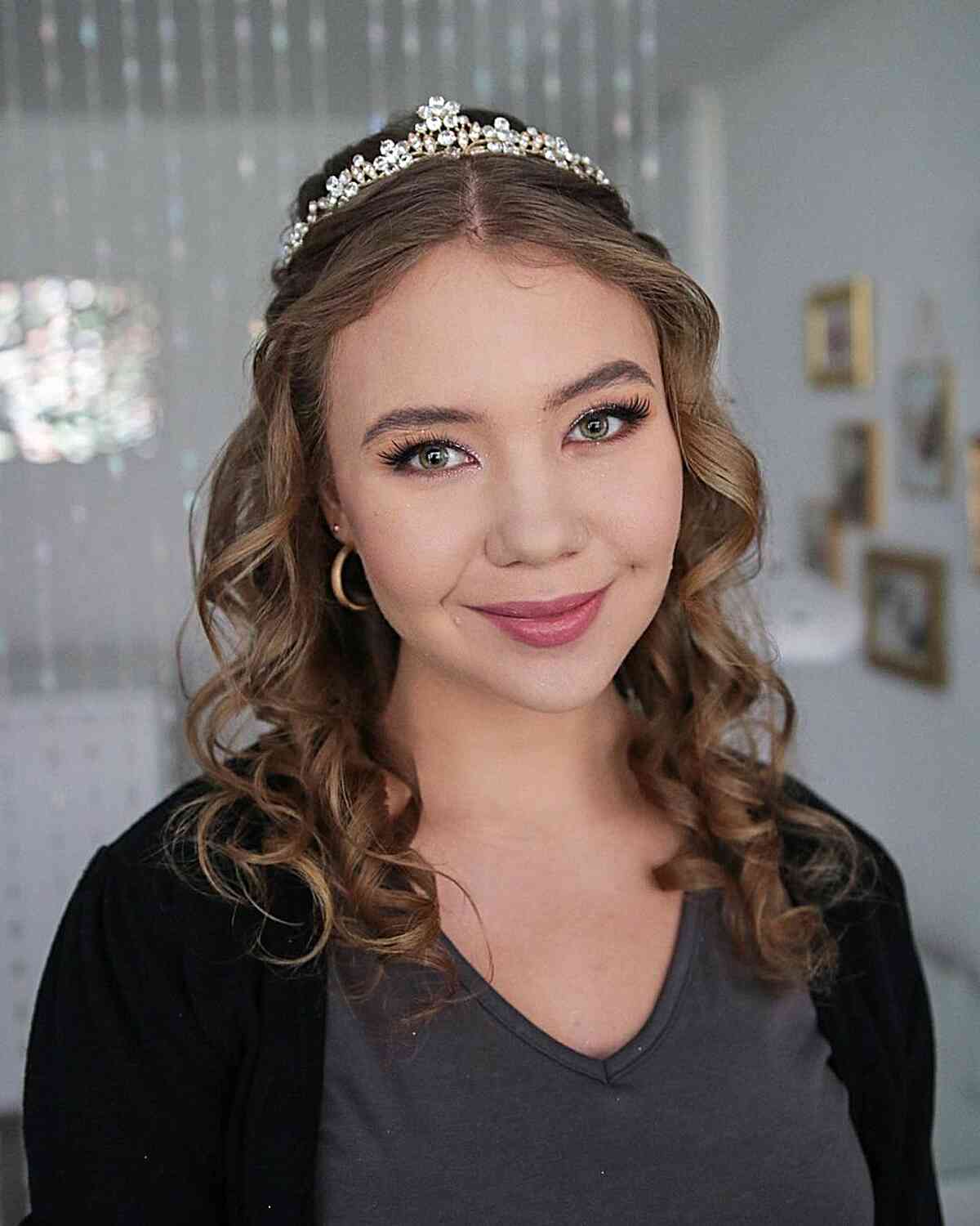 Elegant Middle-Parted Curls Adorned with a Tiara Down Hairdo for Prom