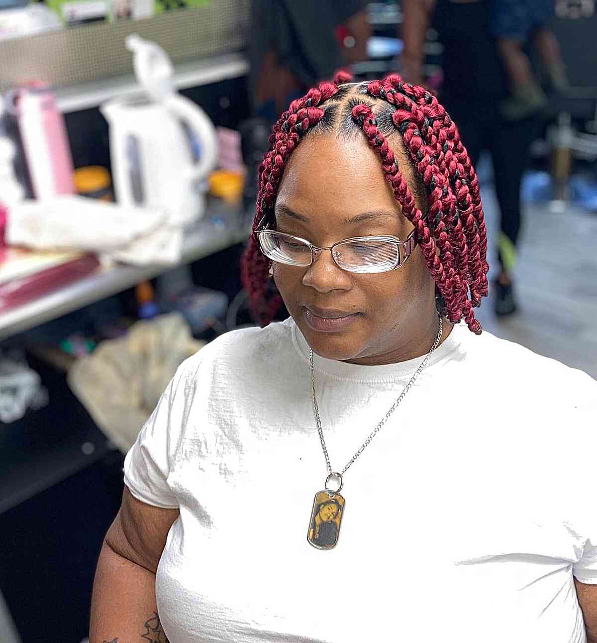 Stylish Short Burgundy Box Braids for Black Women