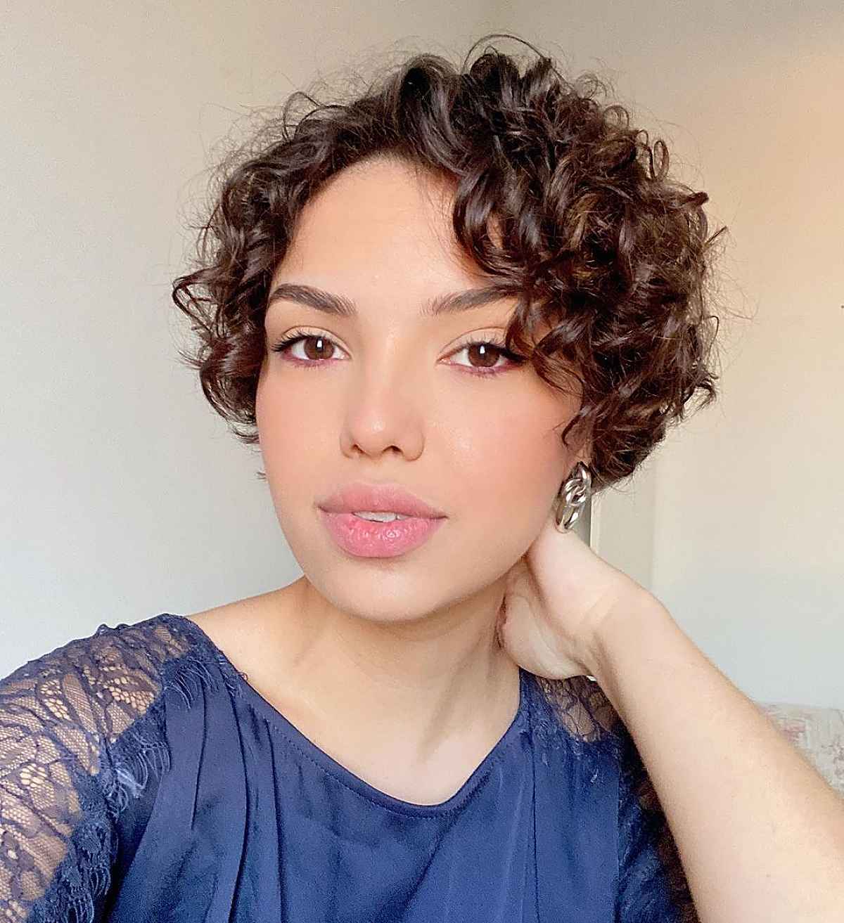 Extended Pixie Bob for Curly Hair