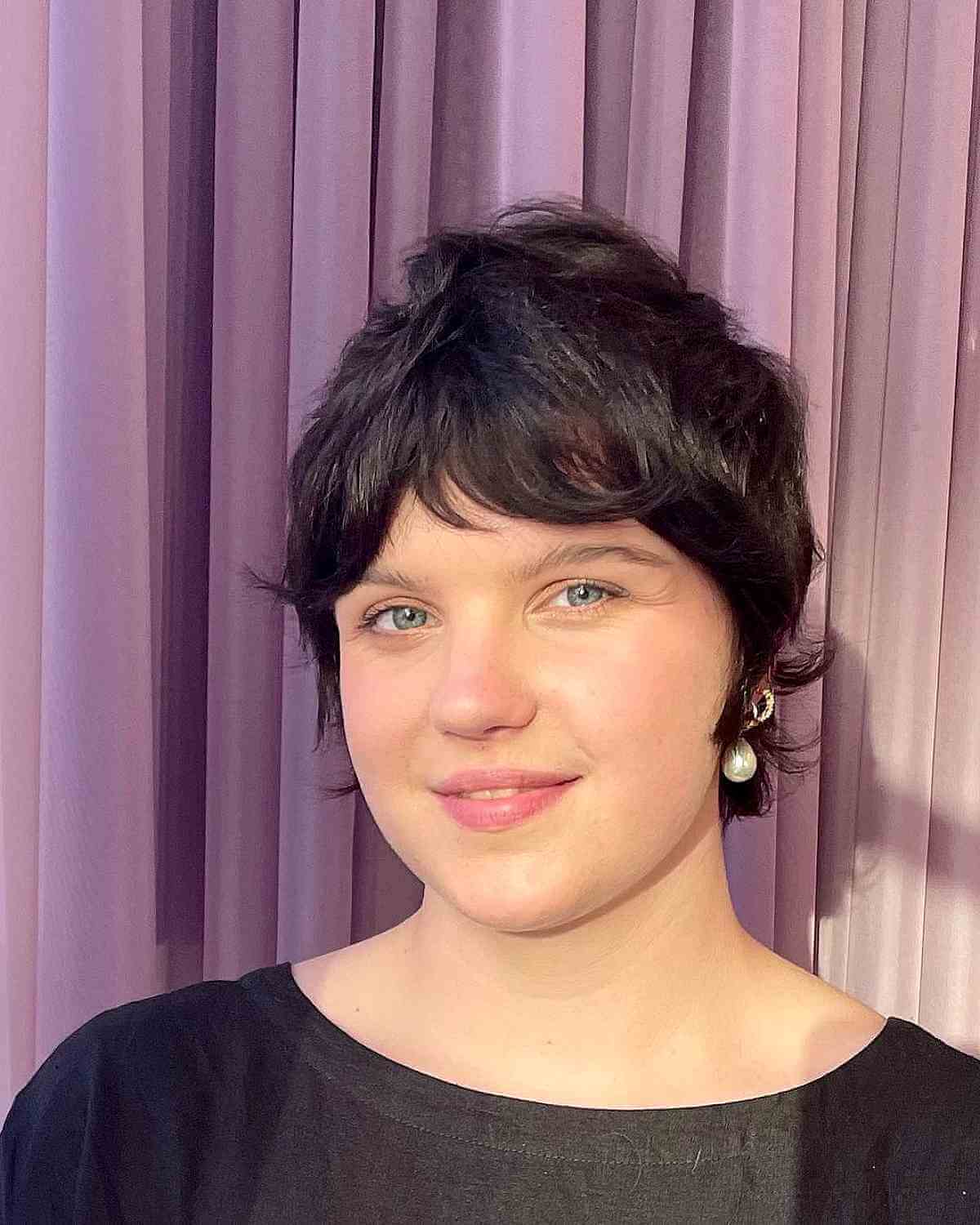 Face-Framing Baby Shag for Round-Shaped Faces with Fine Hair