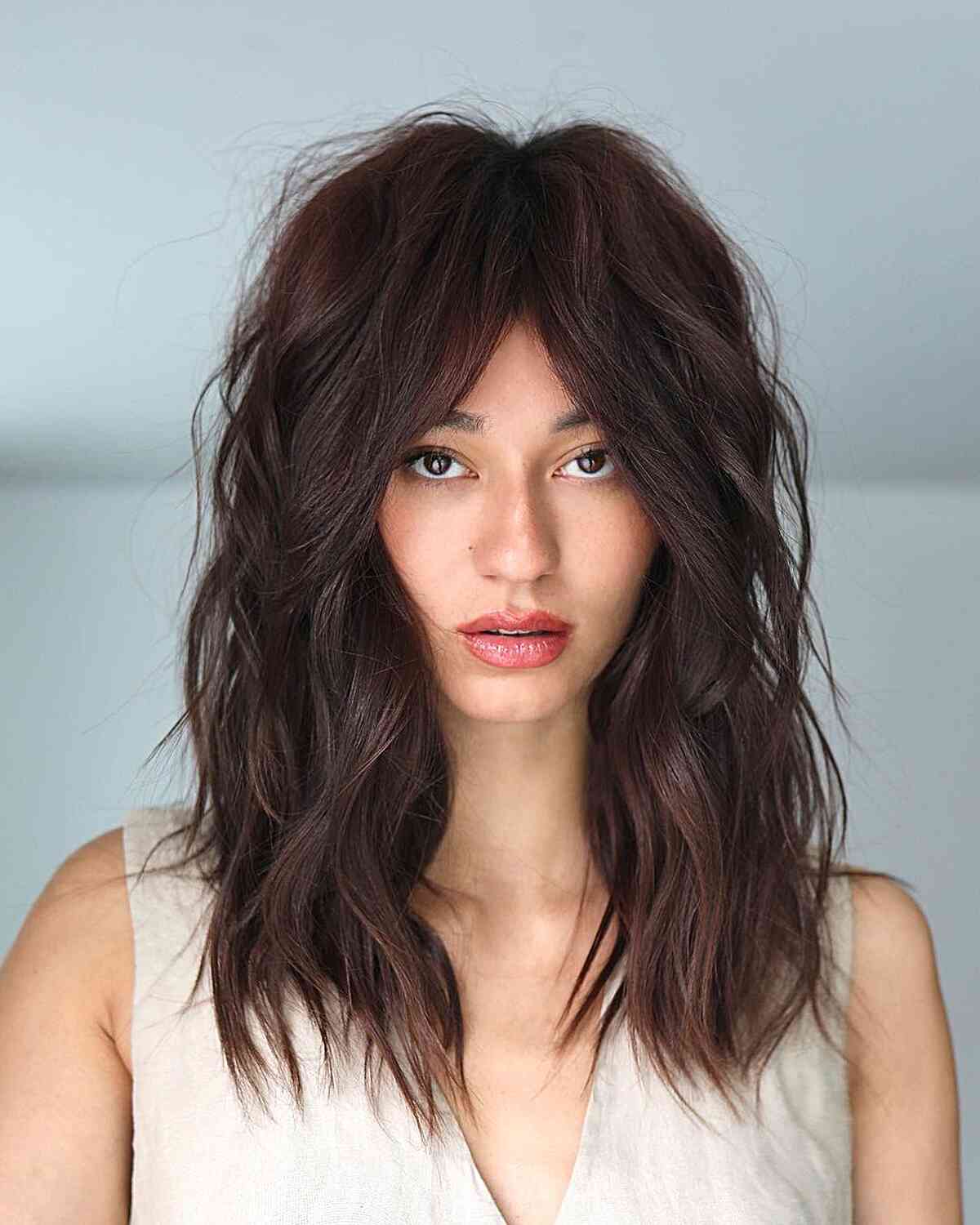 Framing Layers for a Medium-Length Hairstyle