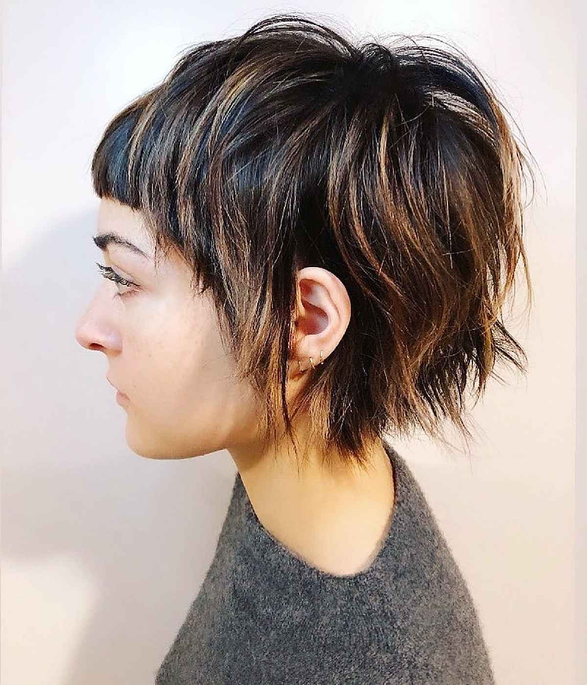 Full-bodied Jaw-Length Choppy Bob with Layers