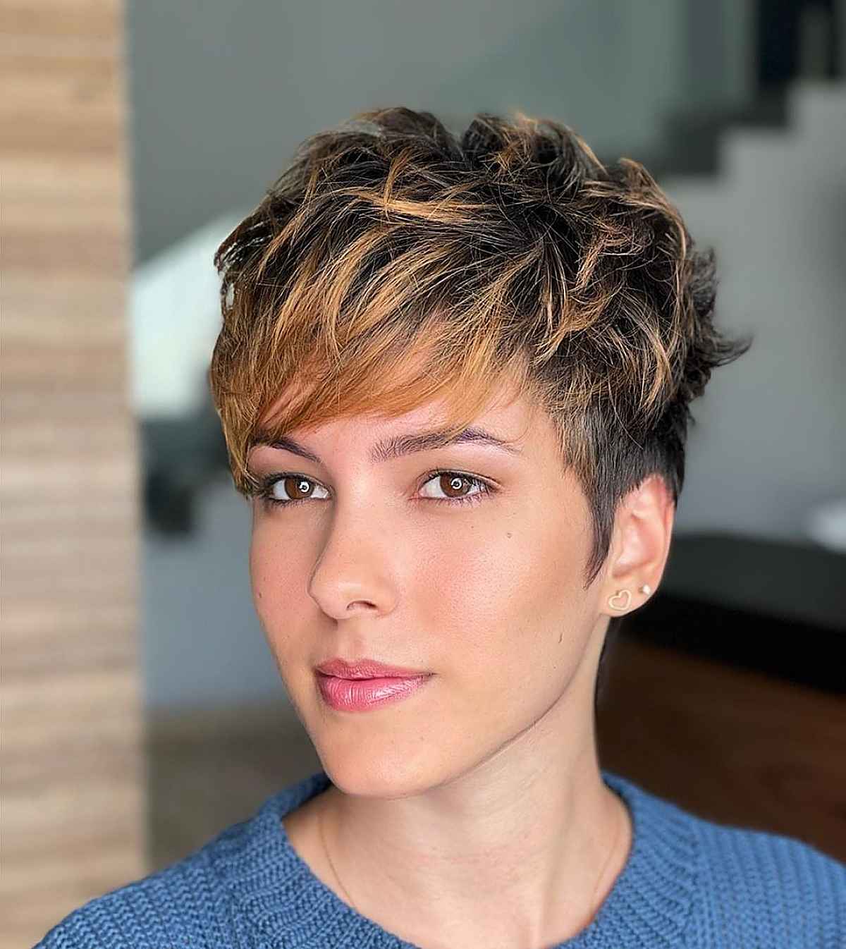 Highlighted Textured Pixie Cut