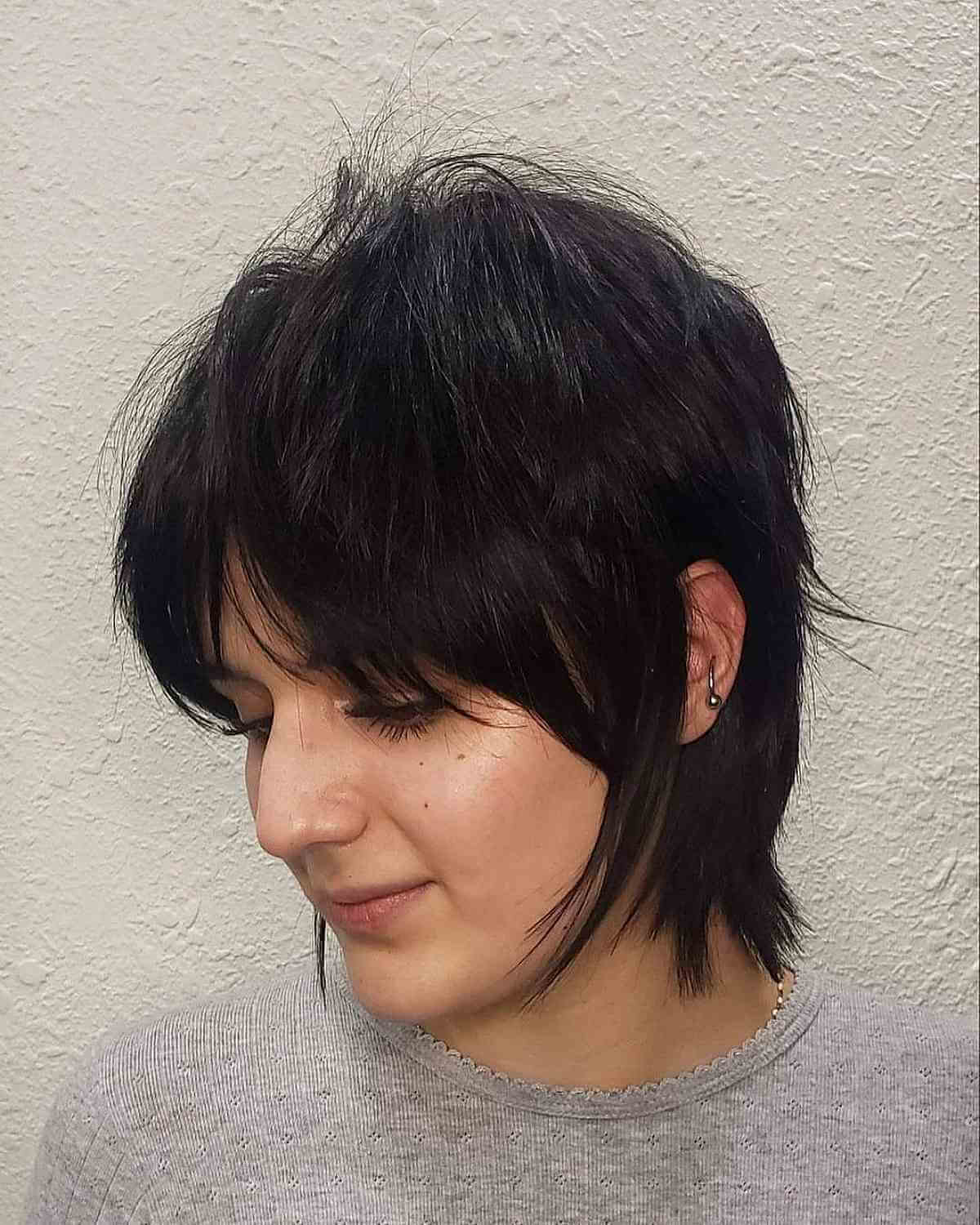 Jaw-Length Baby Mullet Shag with Face-Framing Layers