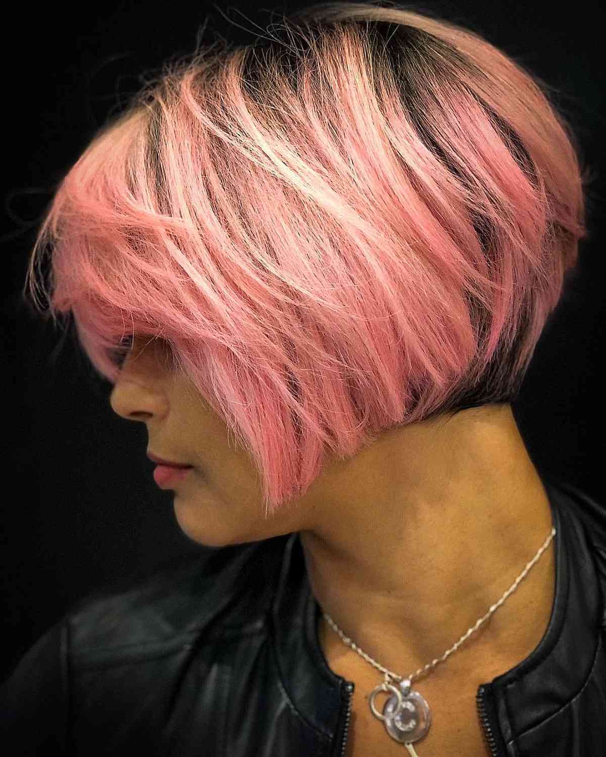 Jaw-Length Graduated Bob for Thick Locks