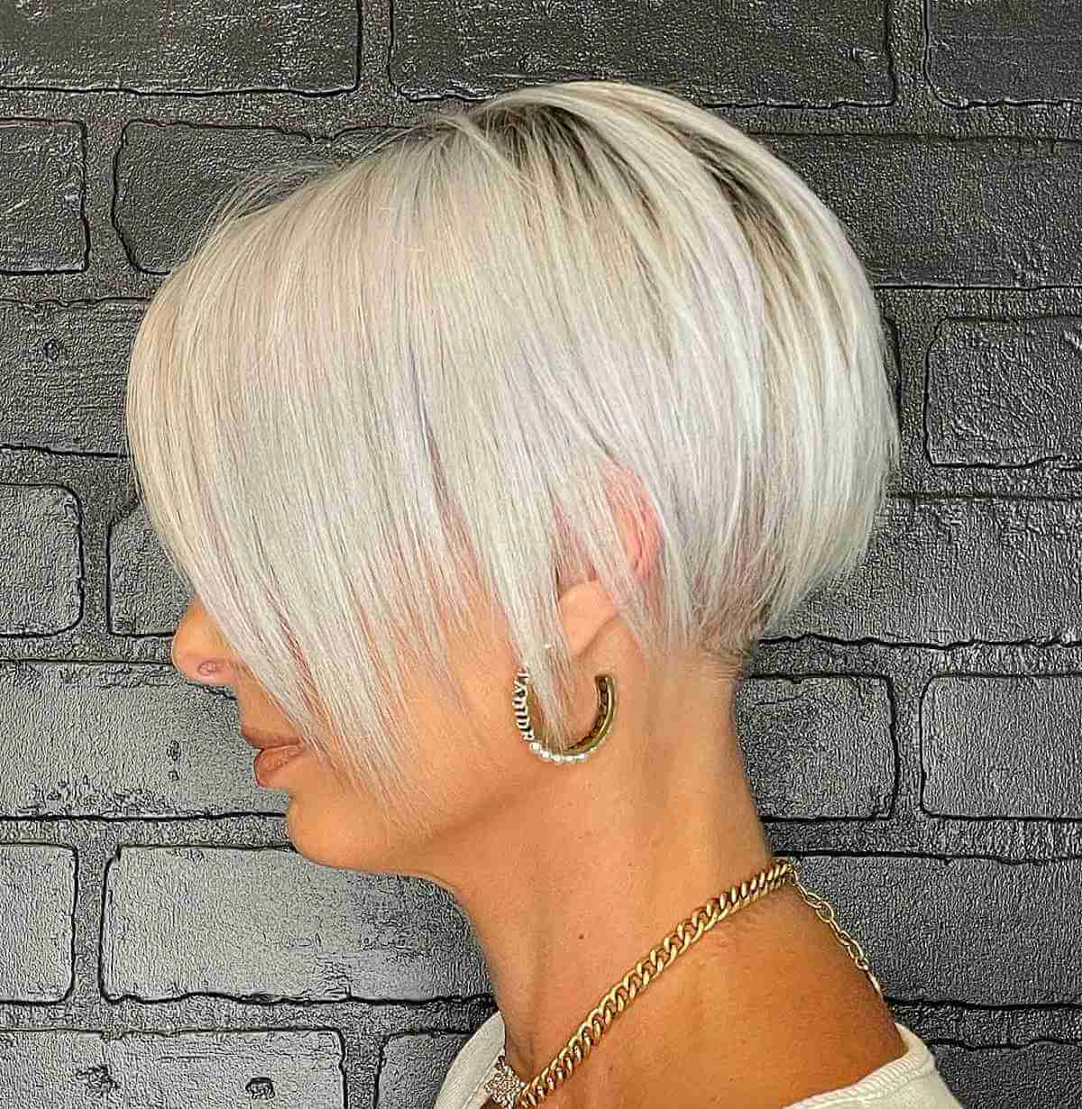 Jaw-Length Stylish Choppy Bob