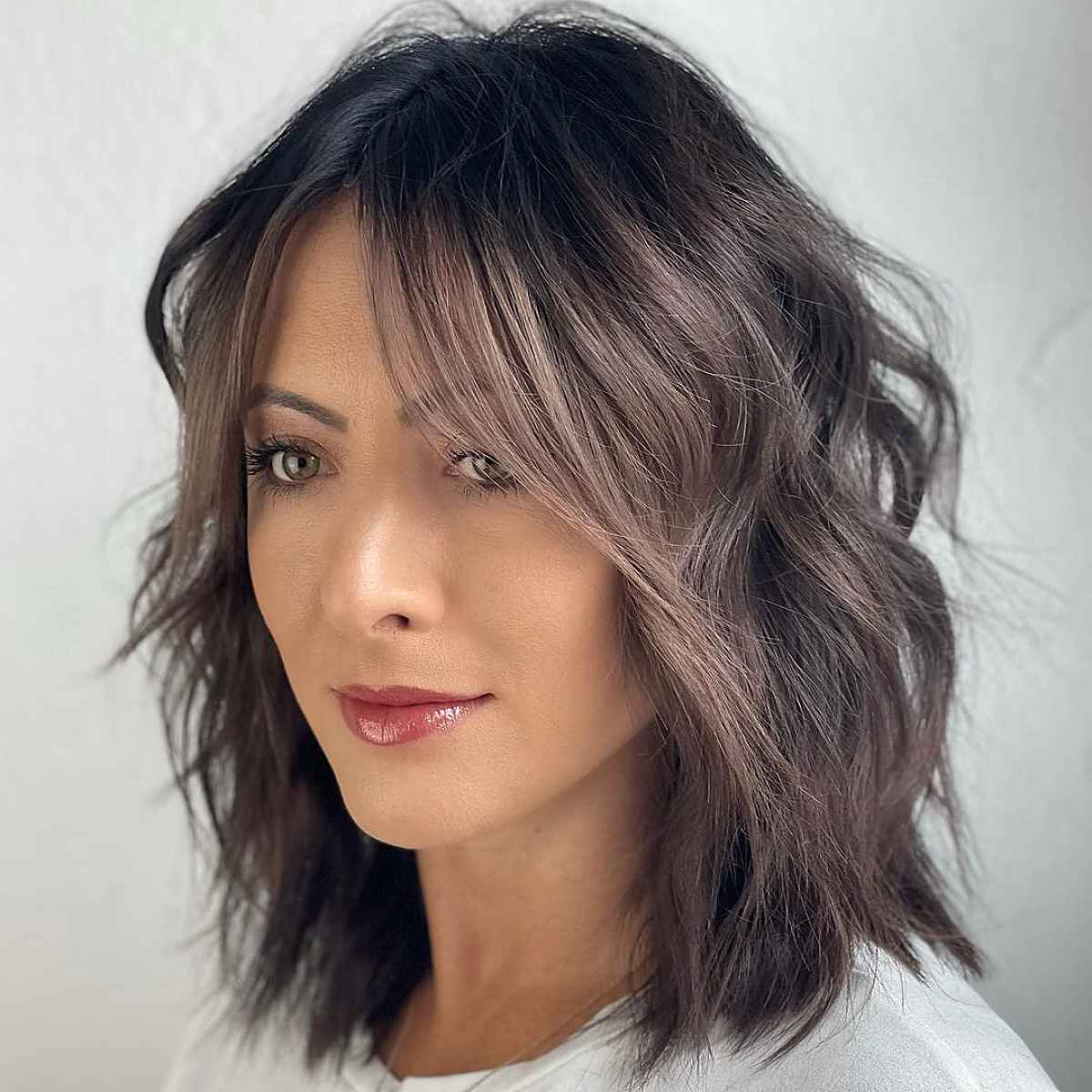 layered bob hairstyle for women in their 40s