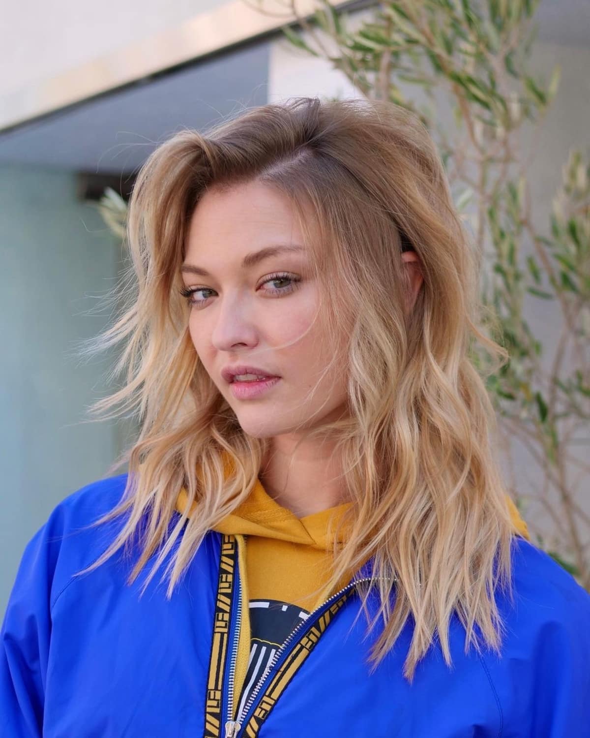 Layered Cut with Shoulder-Length Shag