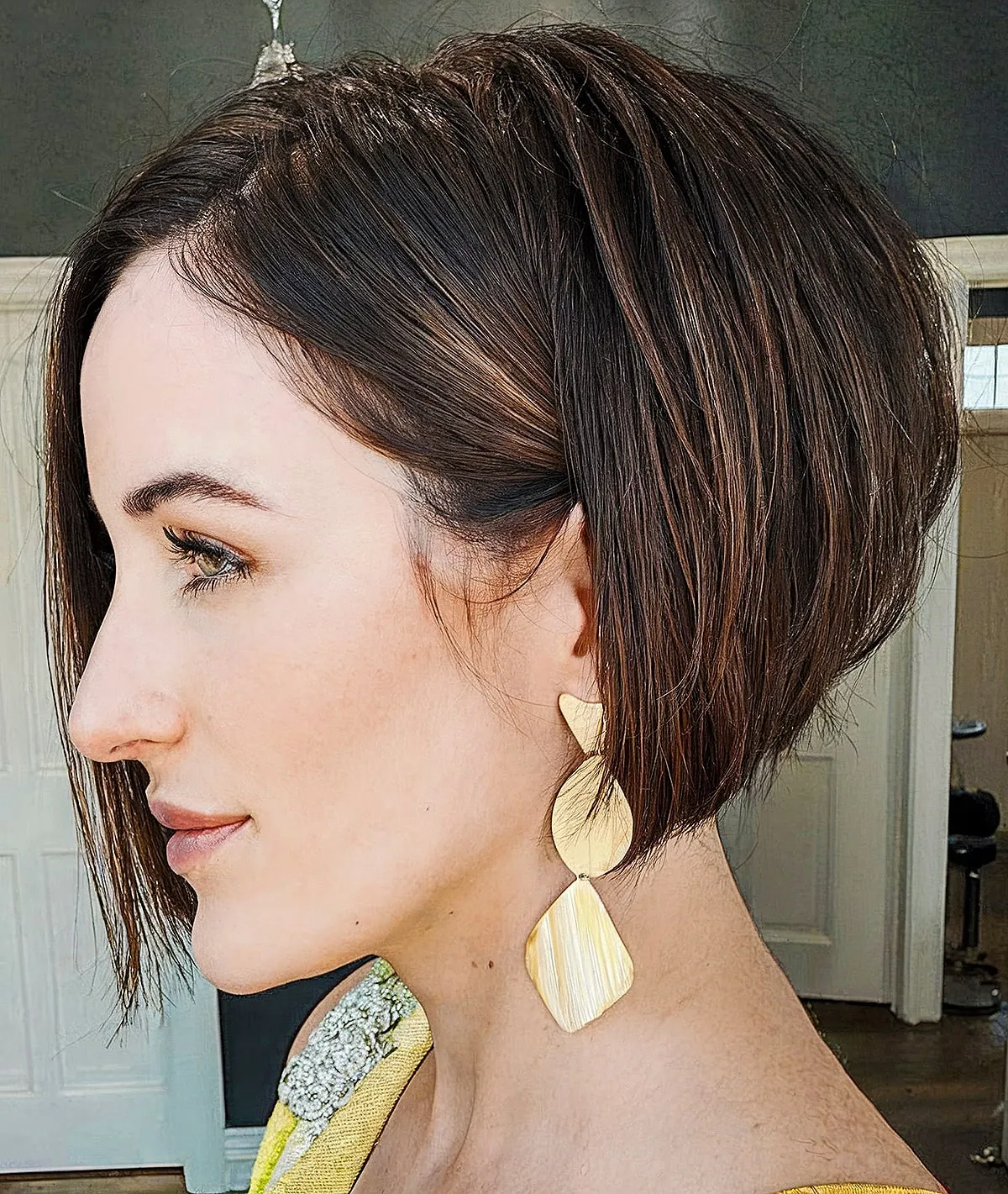 Layered Jaw-Length Angled Bob