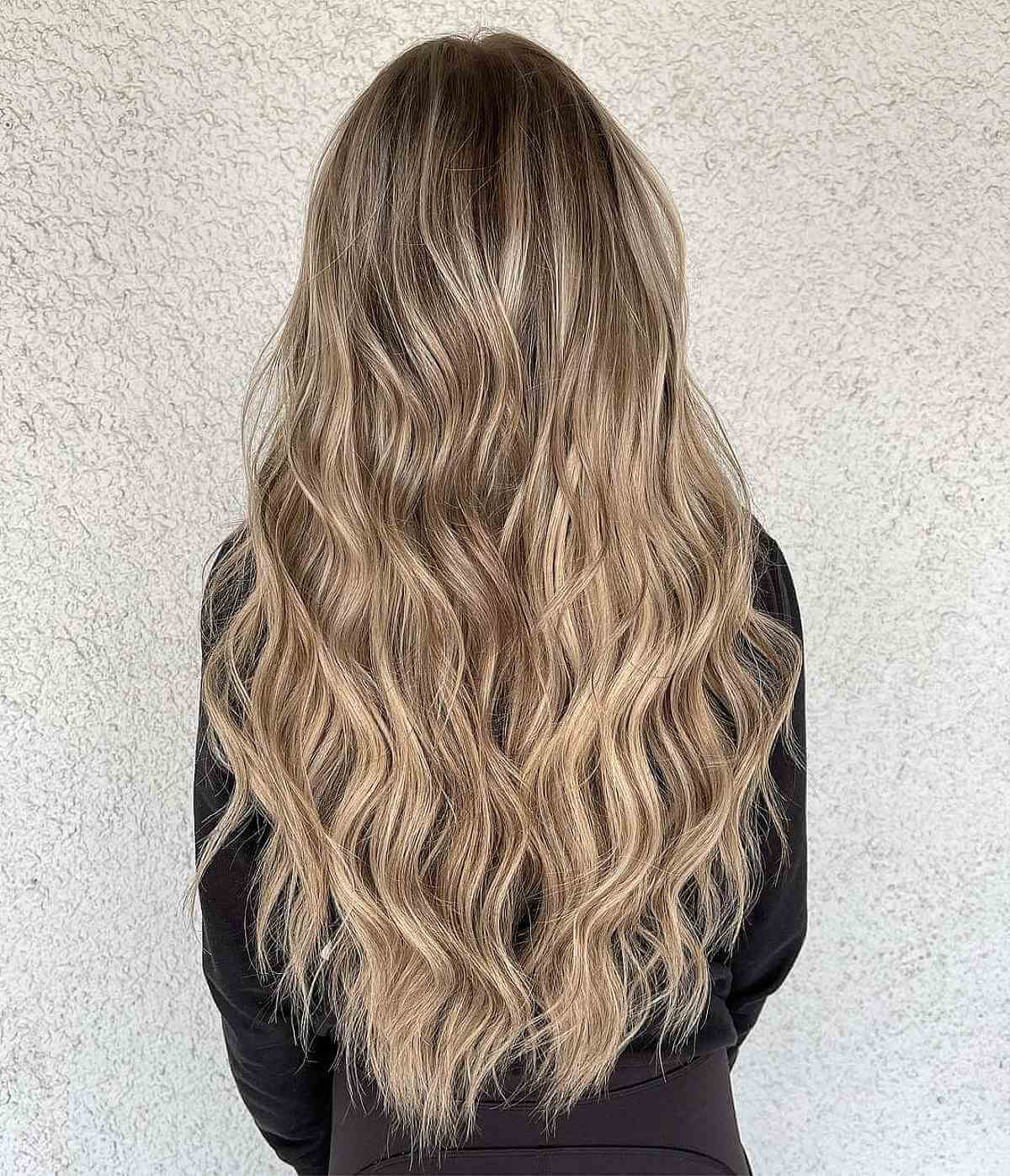 Layered Multi-Tonal Dishwater Blonde Hair