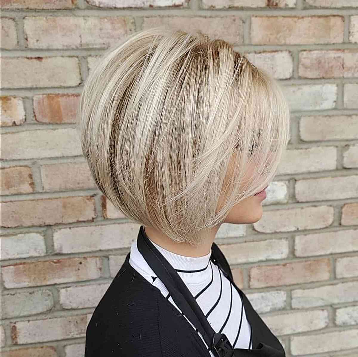 Layered stacked bob with extended bangs