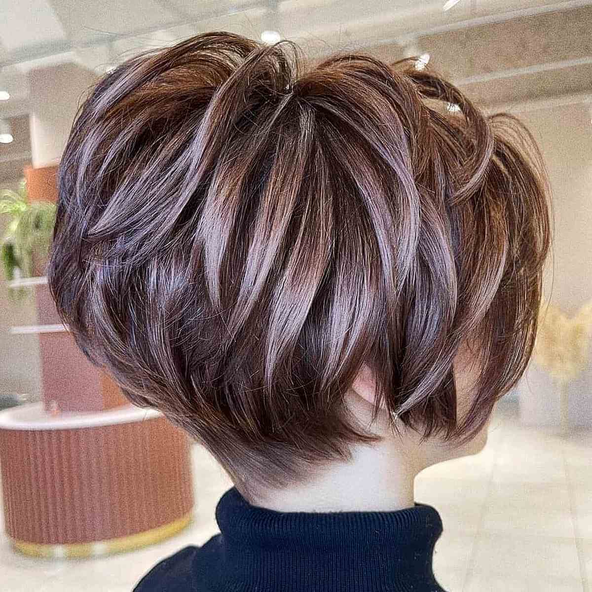 Layered Ear-Length Cut with Feathered Texture