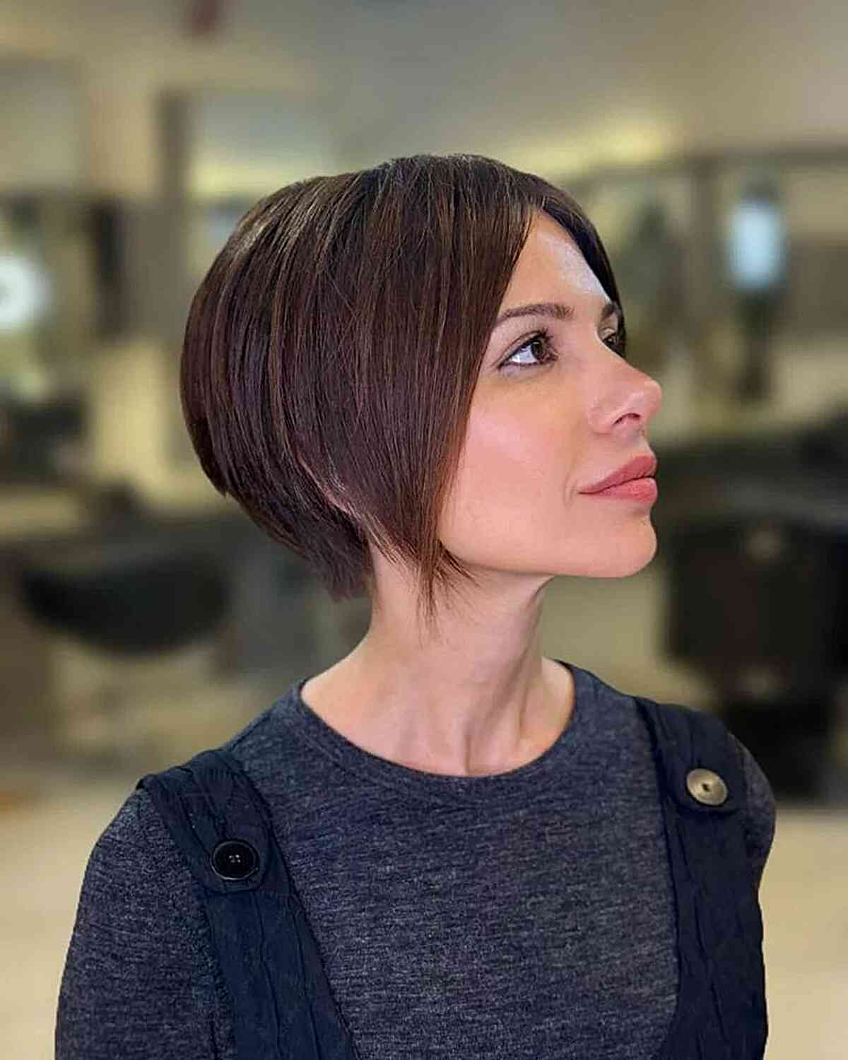 Choppy Lightly Layered Thinned Bob for Thick Hair
