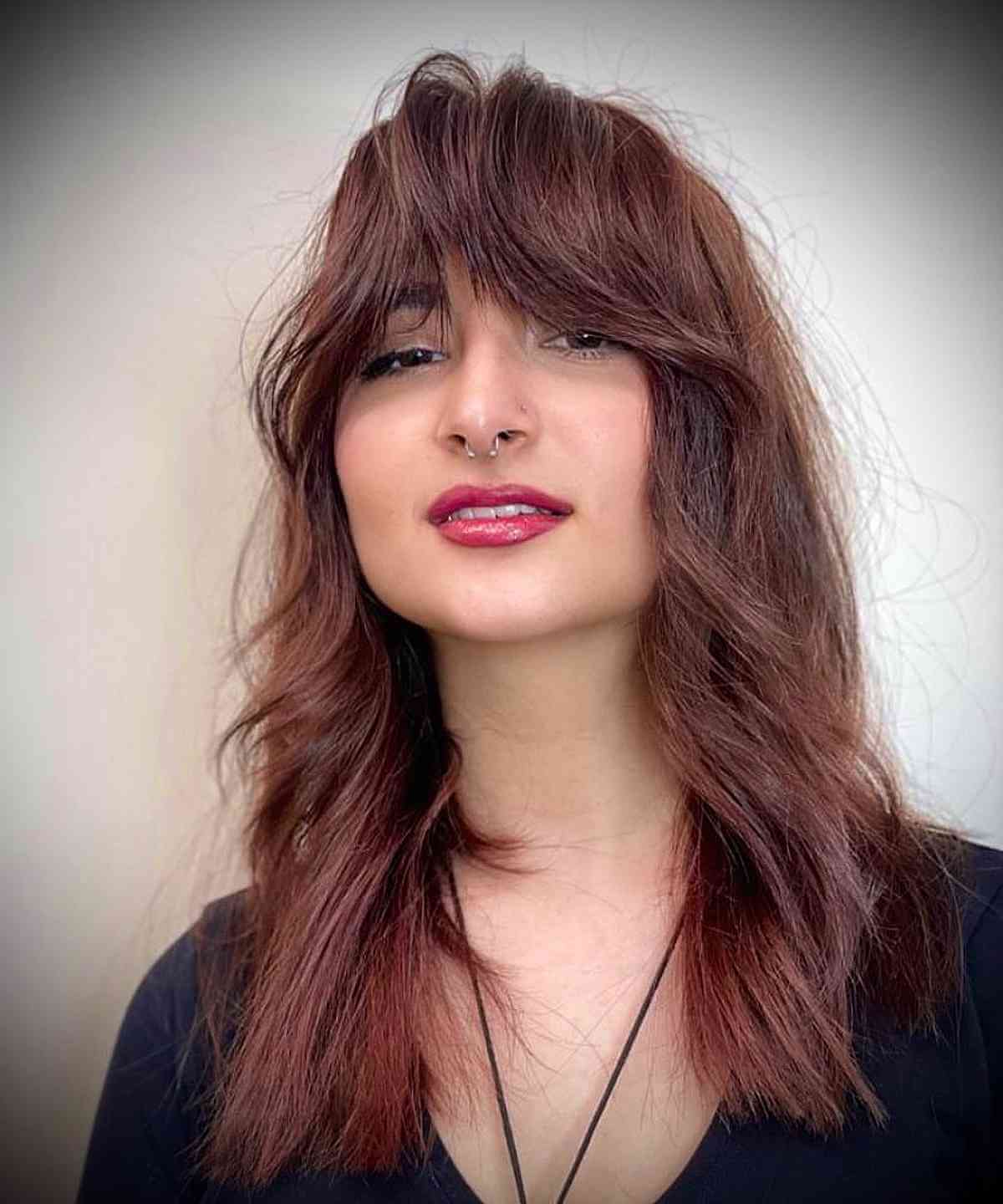 Long Bottleneck Bangs with Face-Framing Layers
