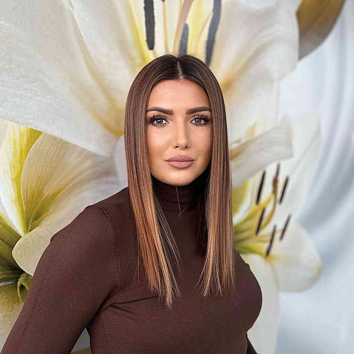 Straight Medium-Length Delicate Hair with a Center Part