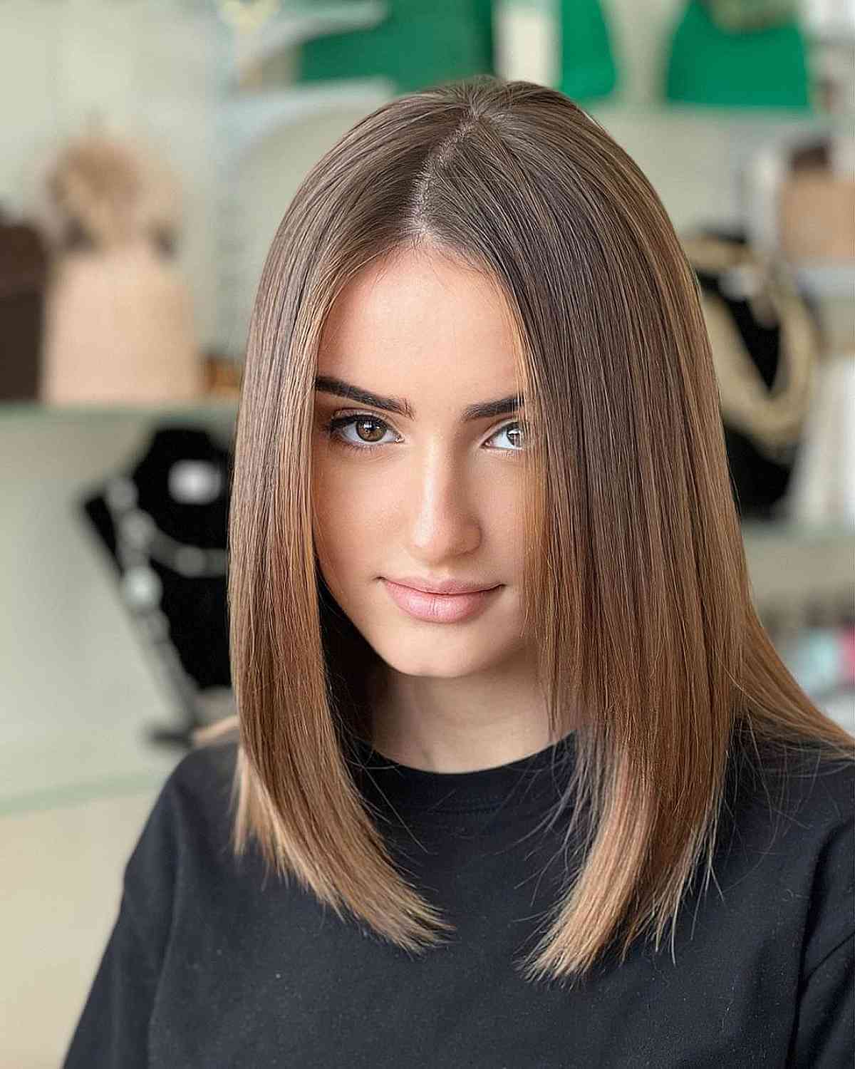 Straight Medium Length Front Layered Hairstyle Without Bangs