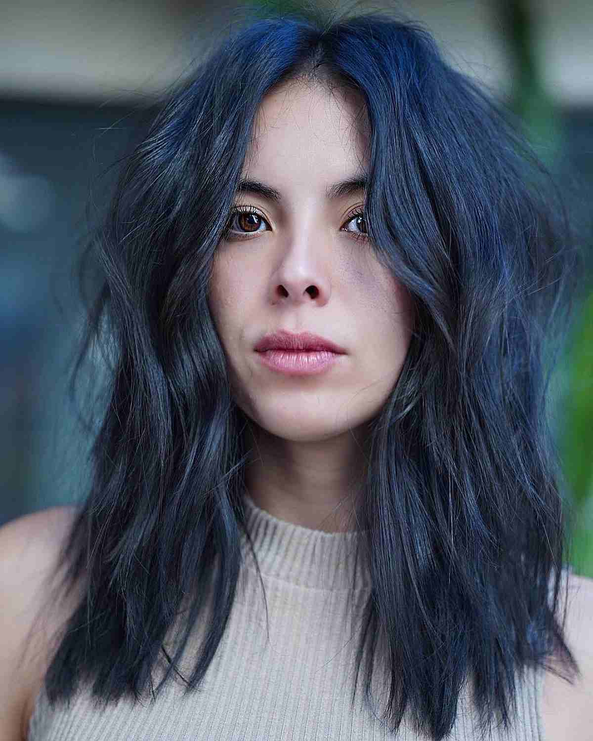 Mid-Length Layers Featuring Internal Layering