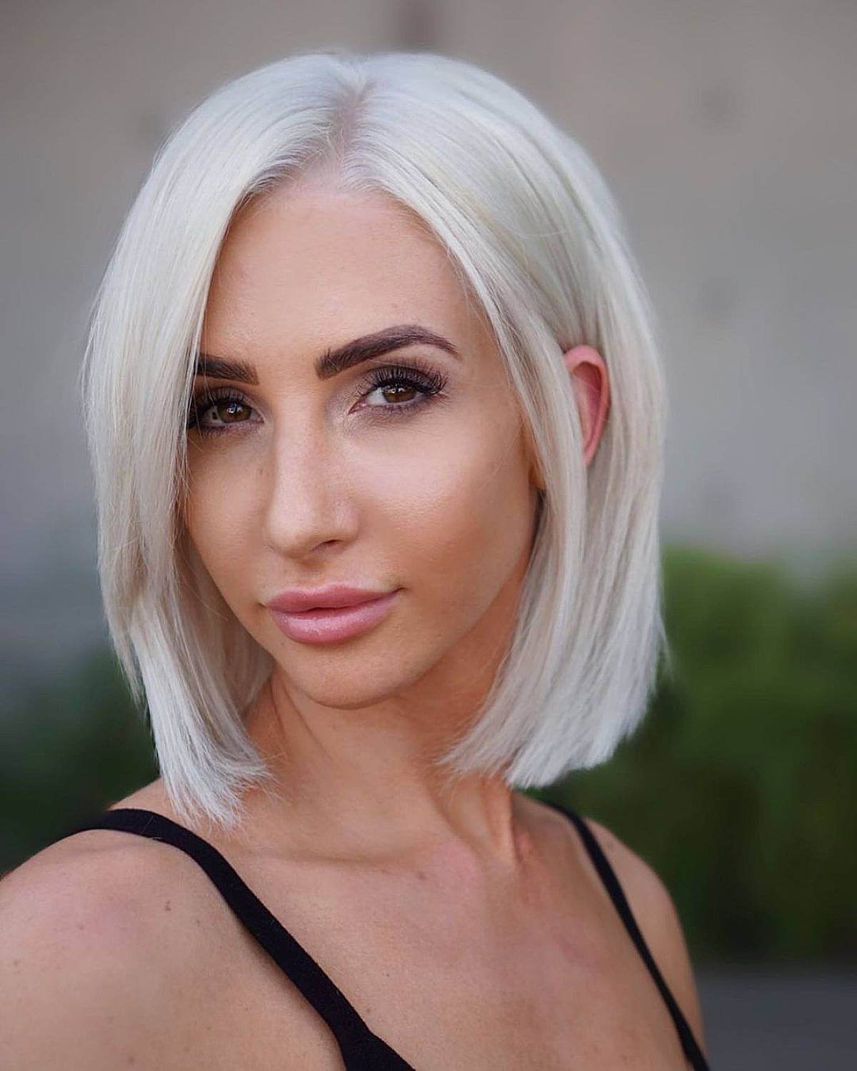 Neck-Length Cut with Delicate Layers