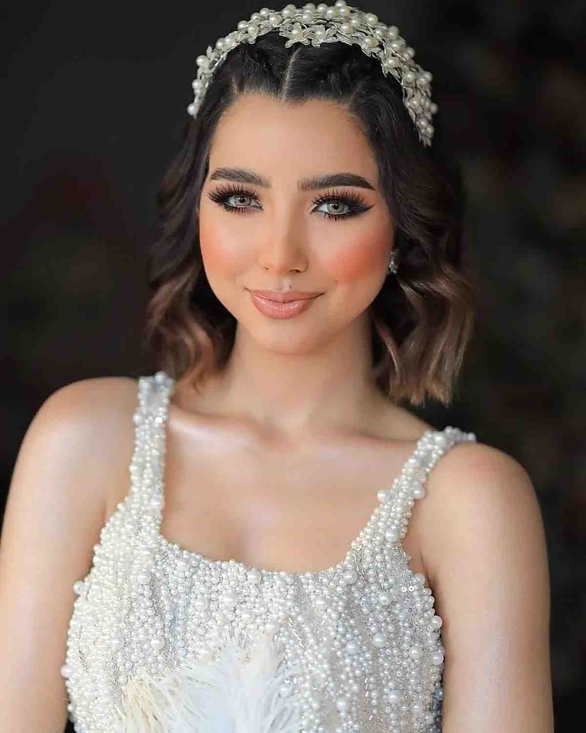 Pearl Headpiece on Shoulder-Length Wavy Hair for Prom