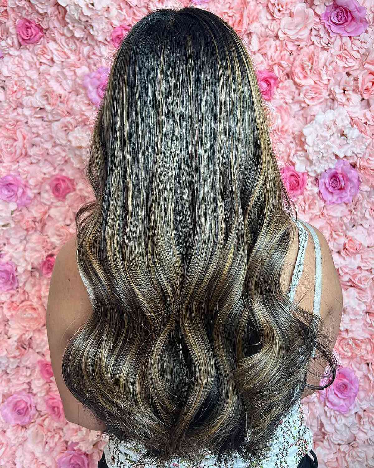 Radiant Caramel Sun-Kissed Highlights
