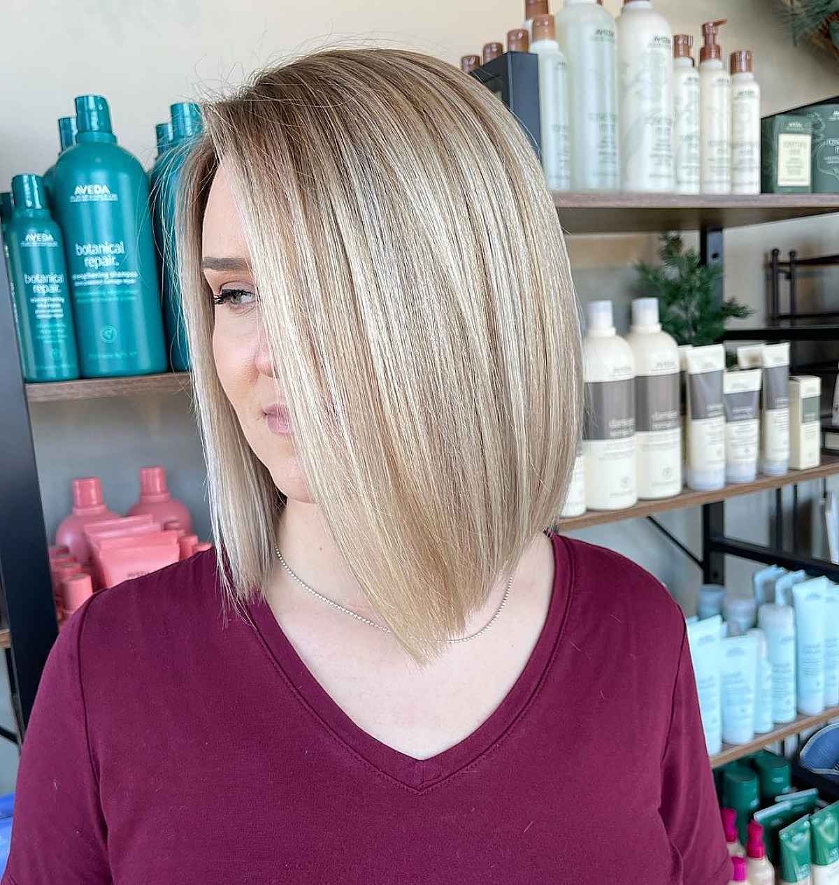 Shoulder-Length Blunt Cut with Blonde Balayage