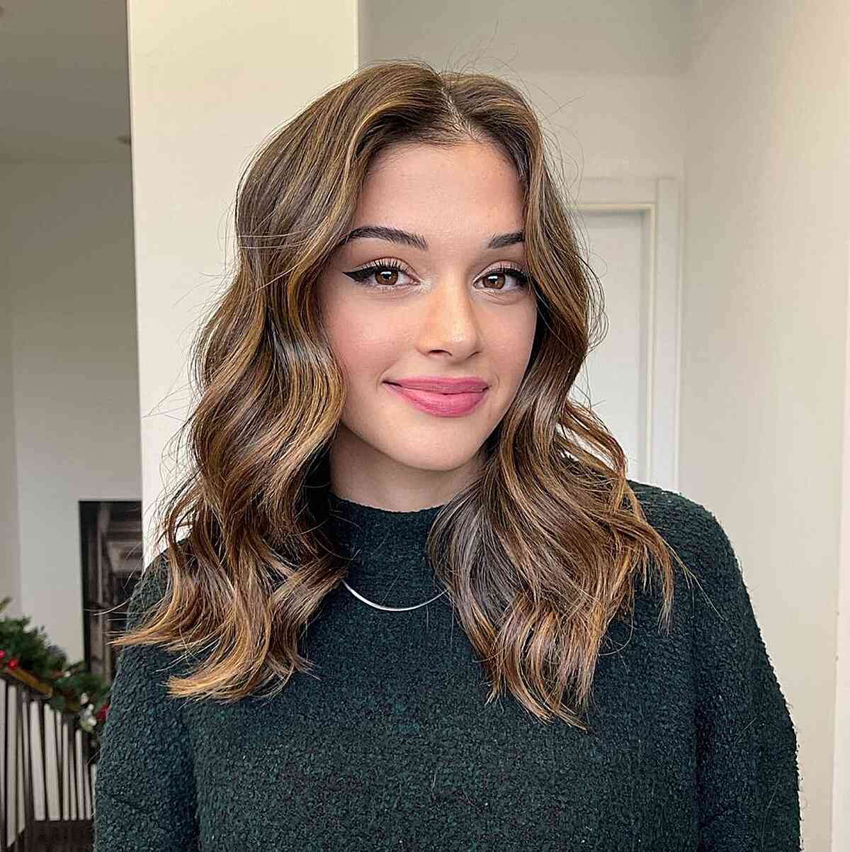 Medium-Length Light Mocha Waves