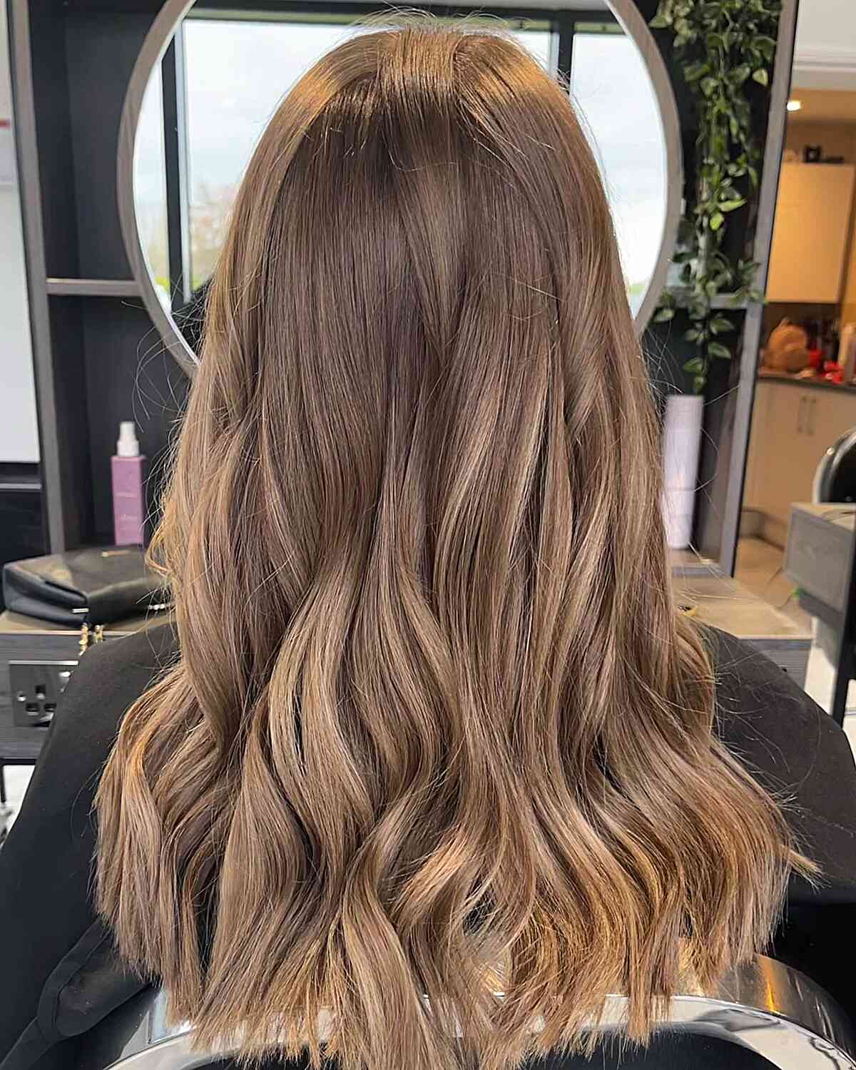 Dark blonde hair tones