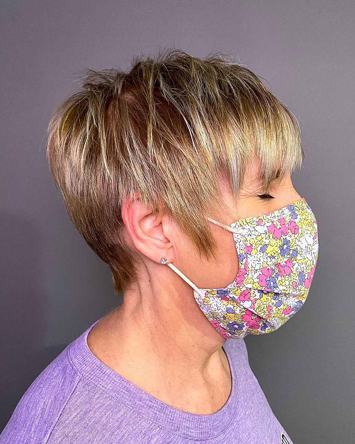 Sleek Pixie Style with Textured Layers for Woman Over 50 with Thin Hair