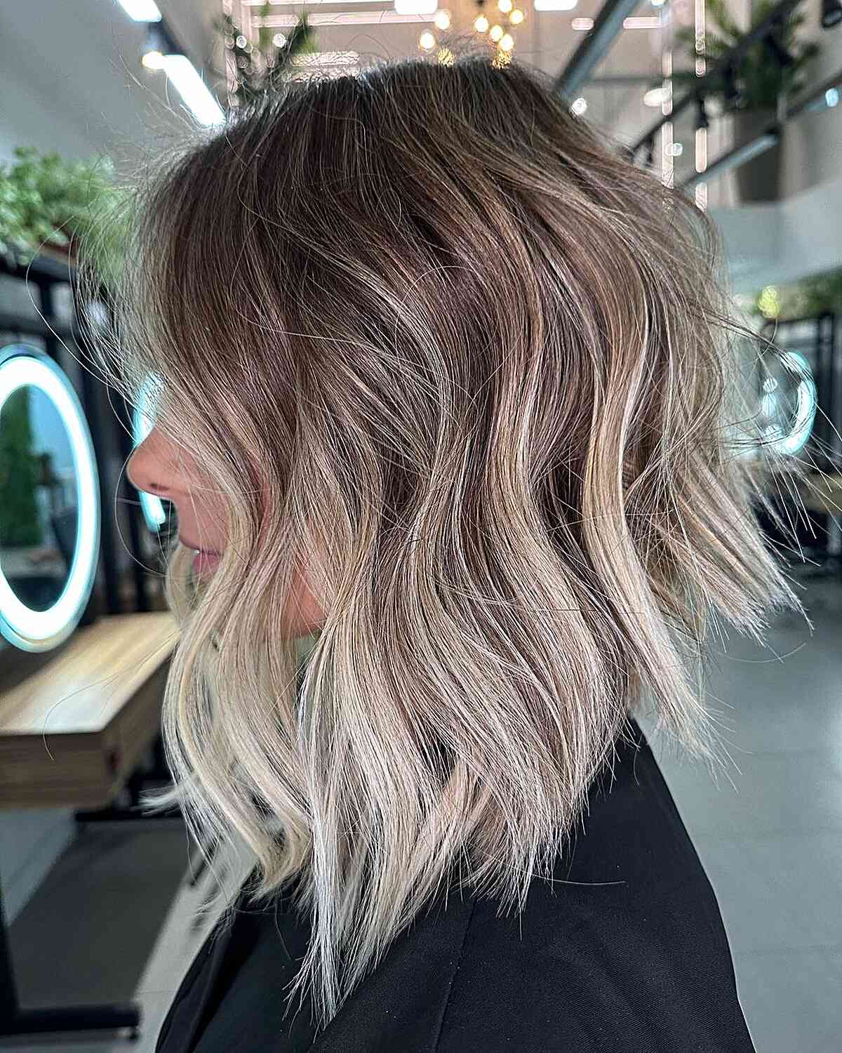 Sleekly Angled Bob Shoulder Lengths